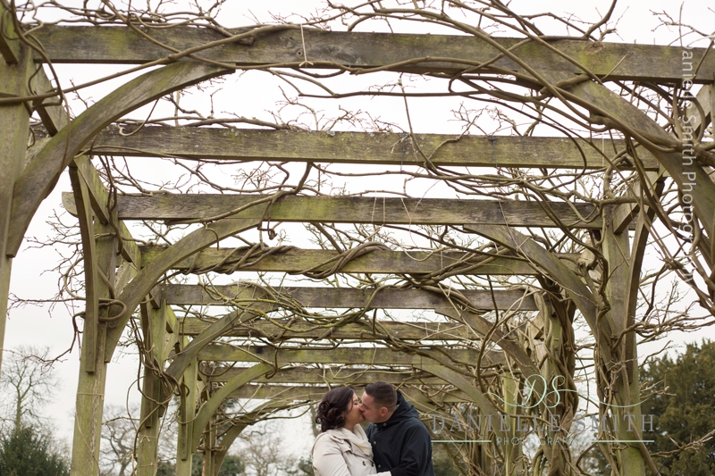 pre-wedding photography hylands park