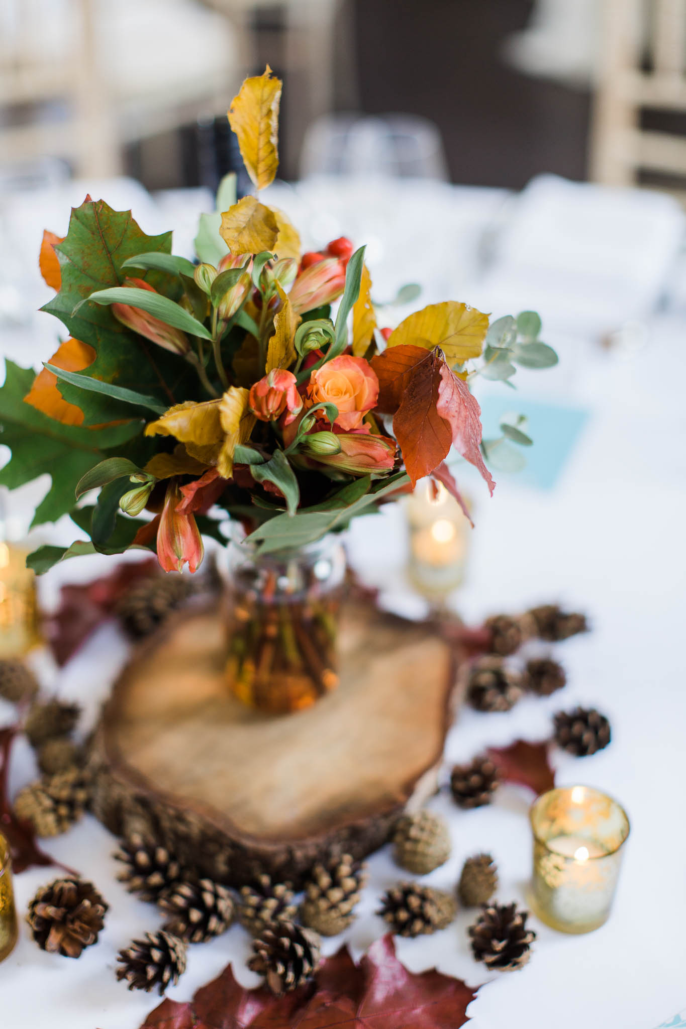 autumn flowers for wedding decor