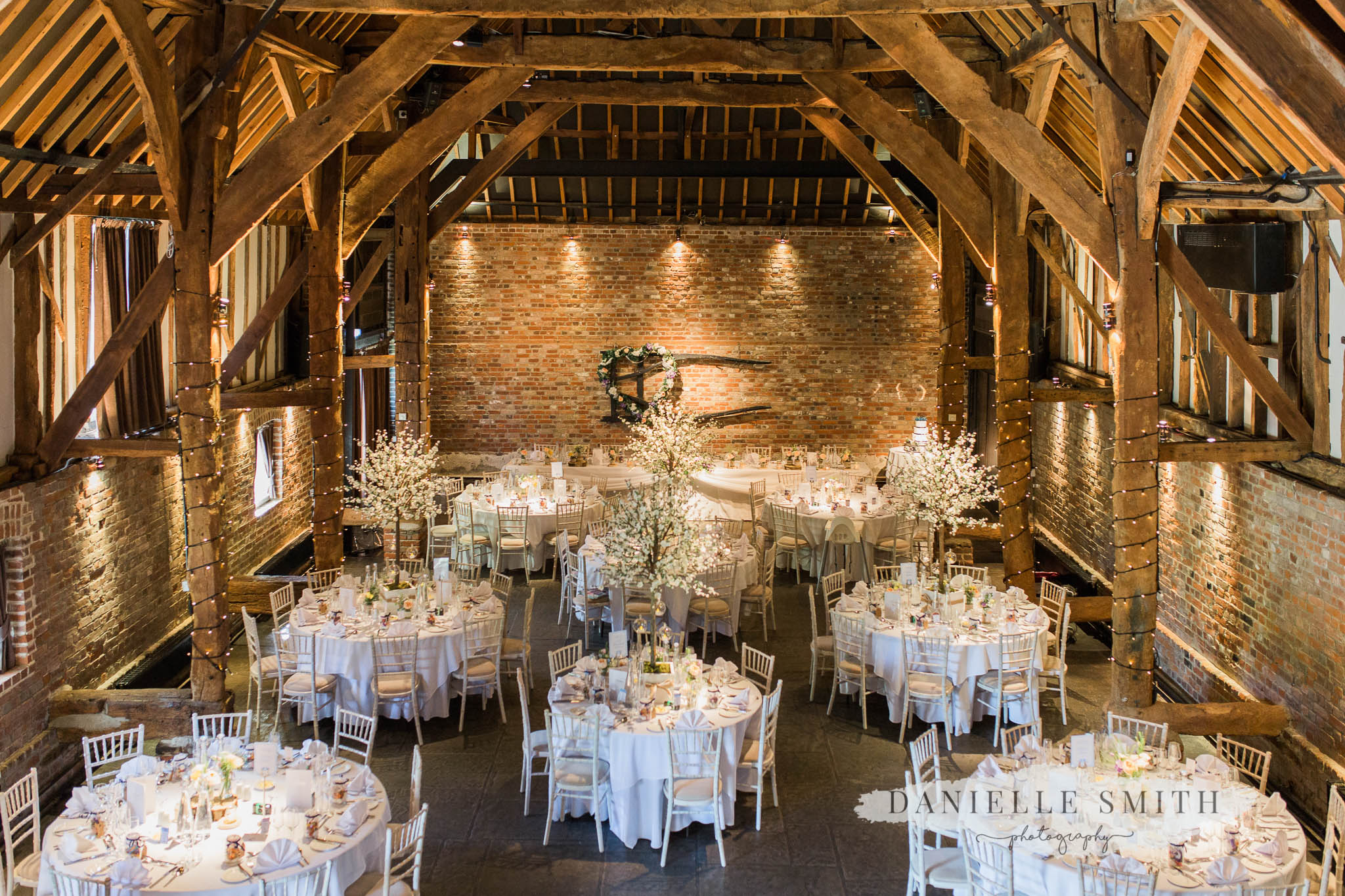 reception barn at cooling castle