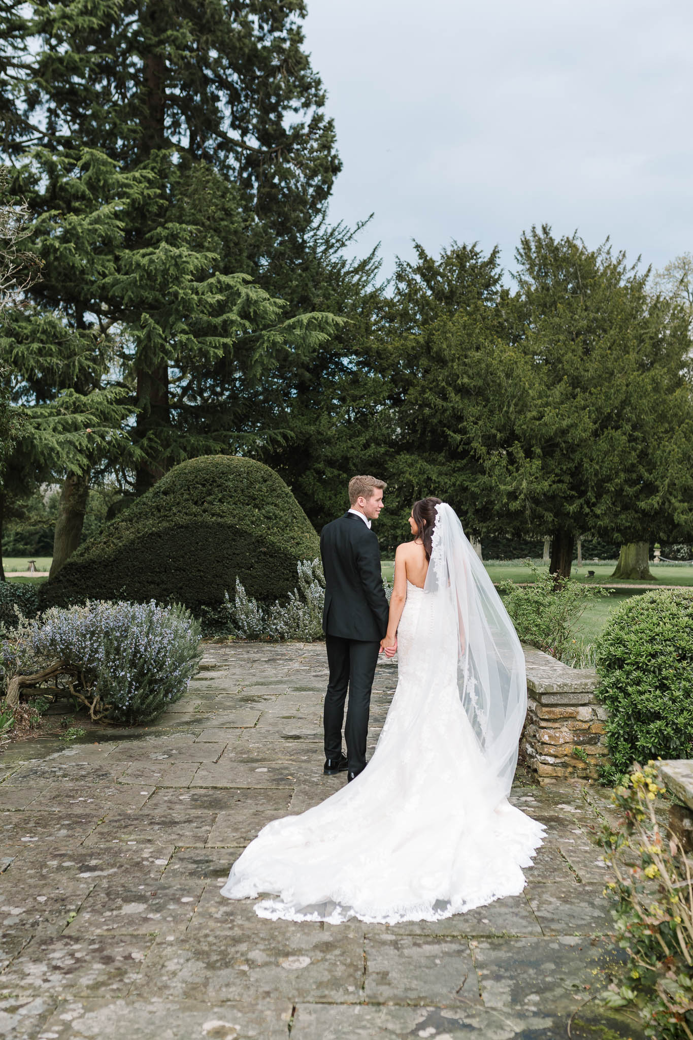 natural photo of bride and groom - elegant and stylish wedding