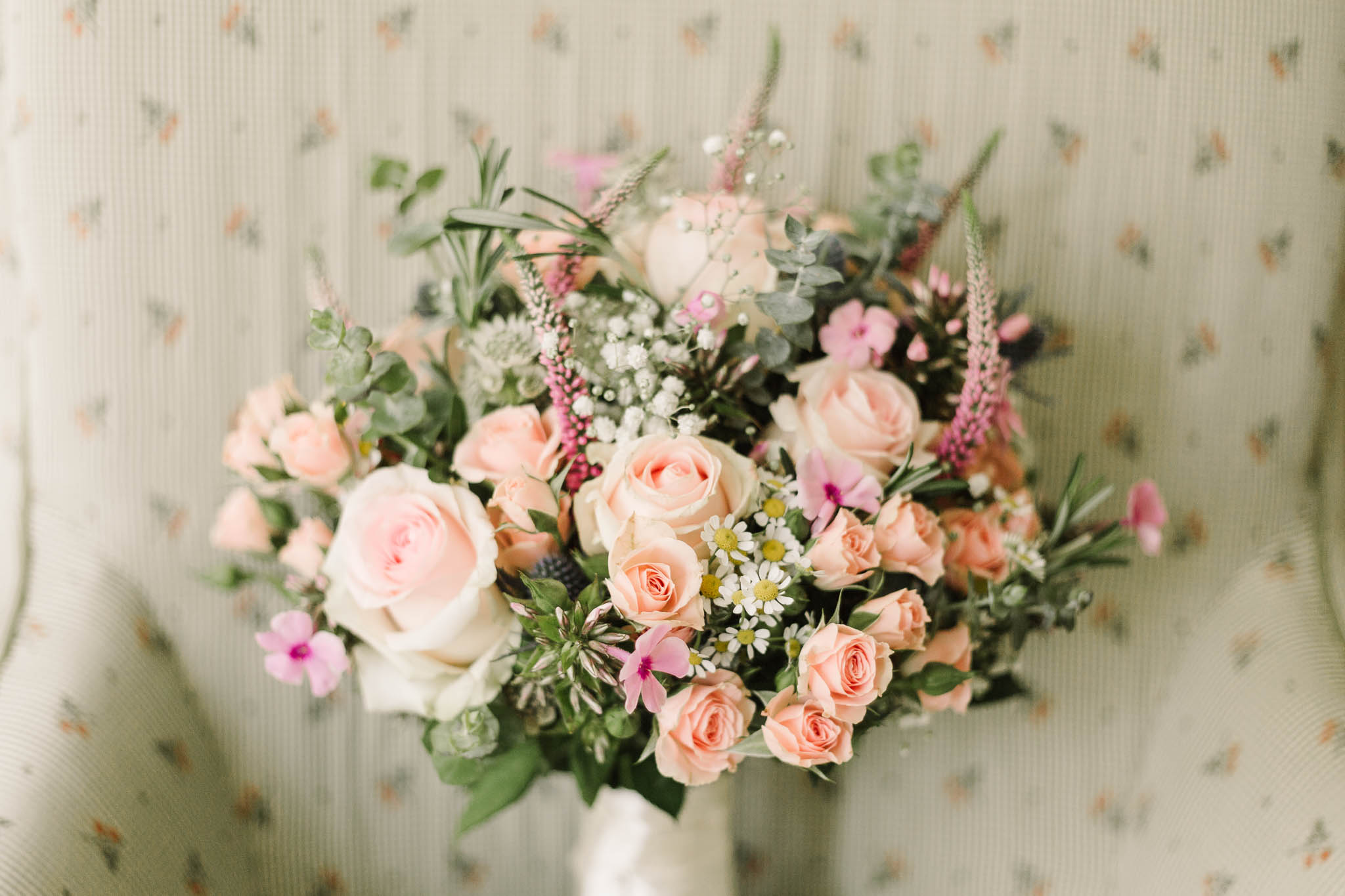 soft pink wedding bouquet - elegant london wedding