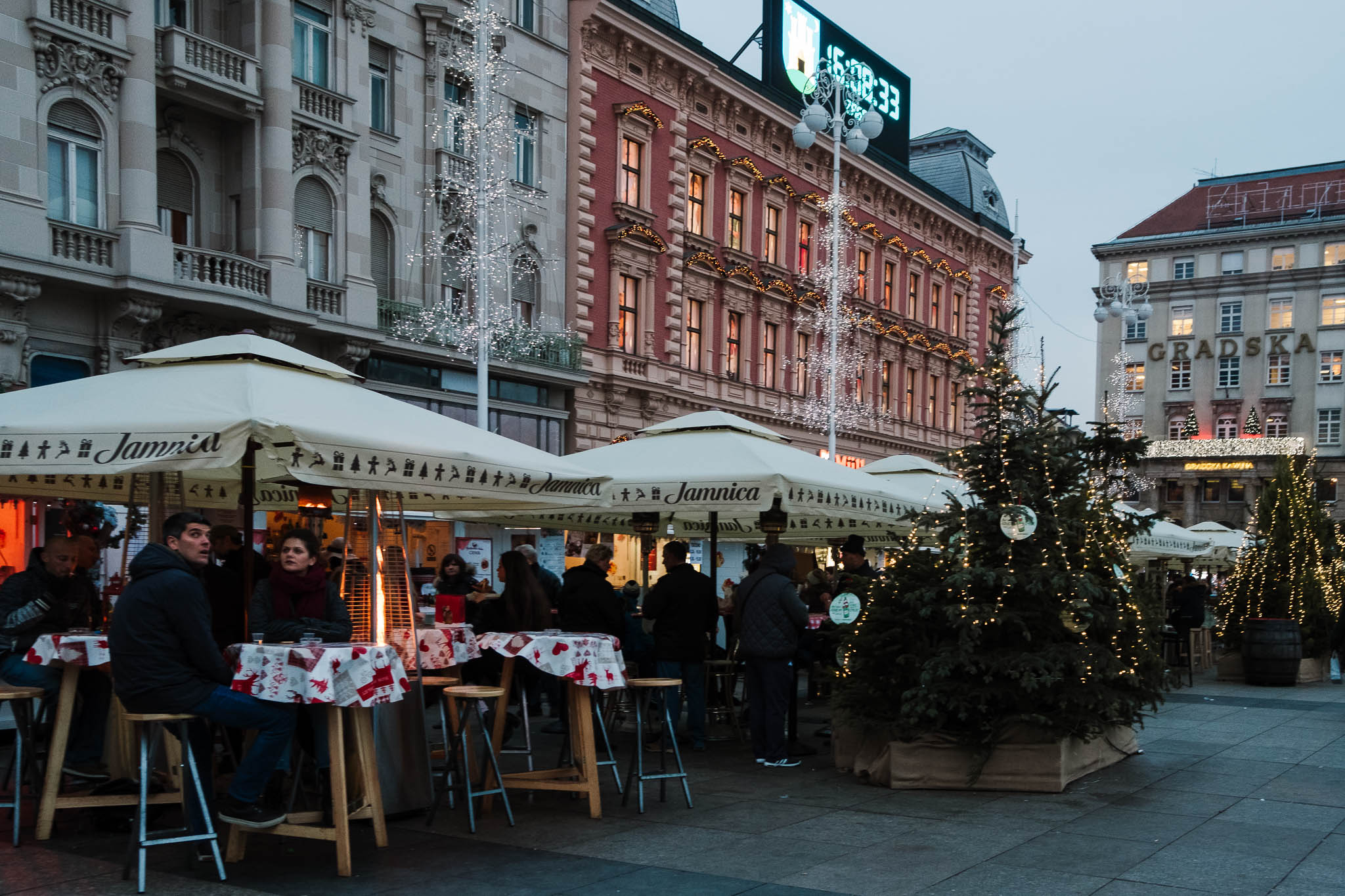 christmas markets in zagreb