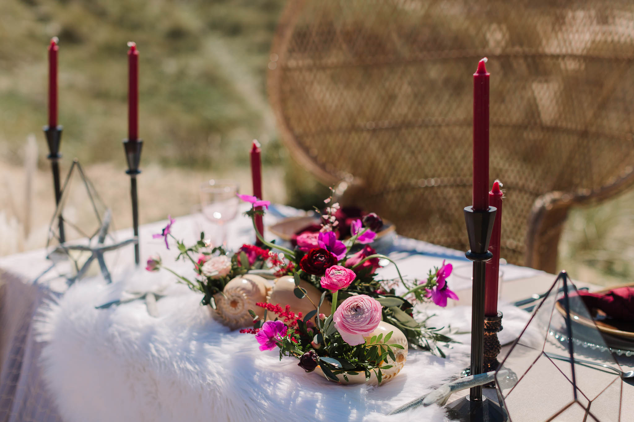 beach style table decor for wedding
