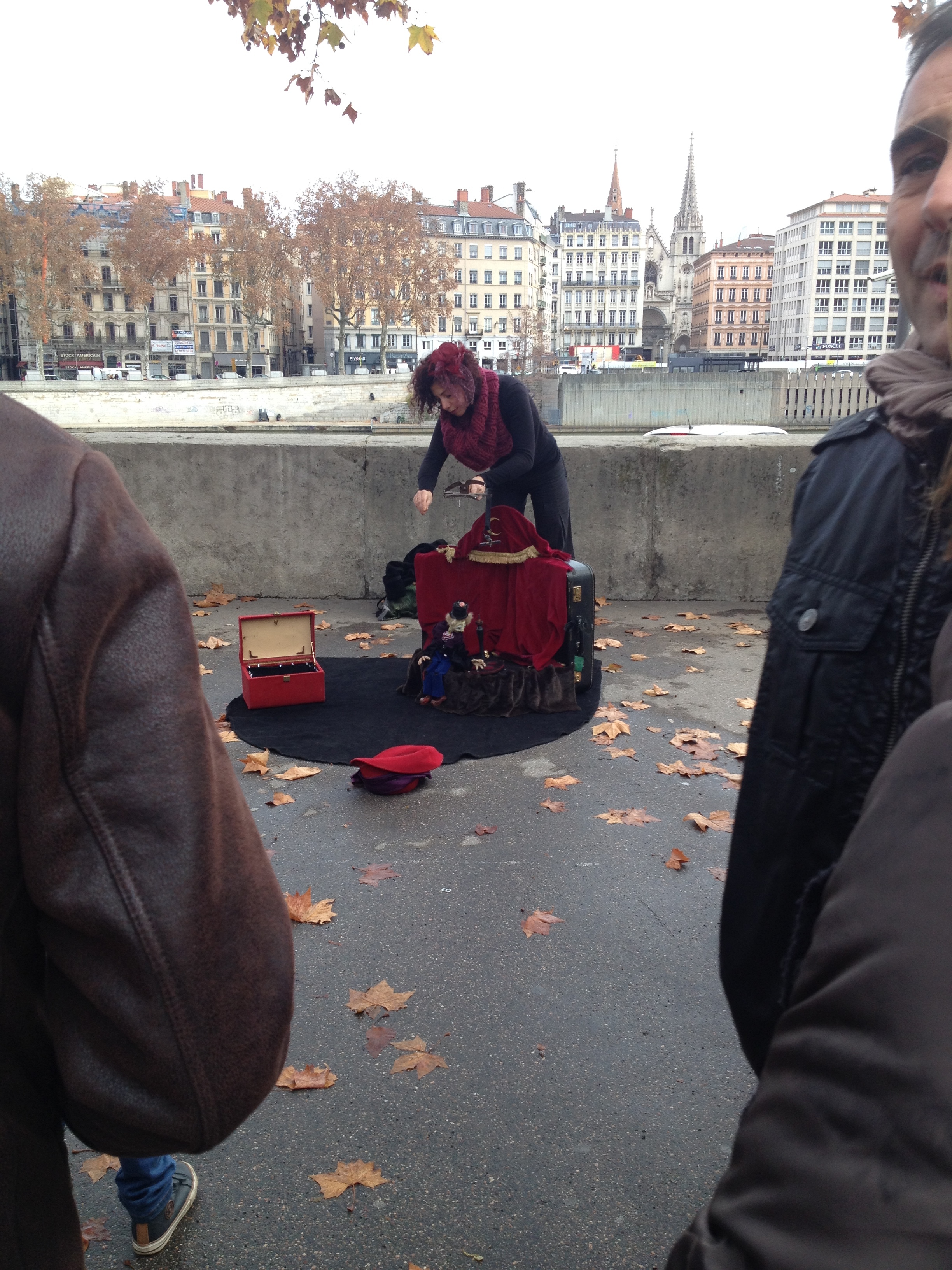 Guignol is the main character from a family of silk weavers. 