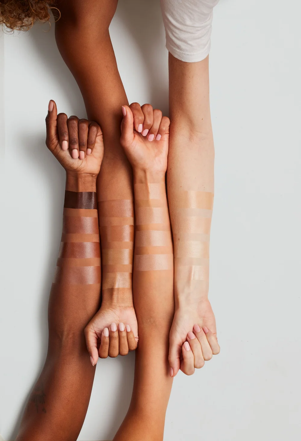 LOP-FACE-LUMI-LEGLOWTINT-ARMSWATCH-GROUP_0190 v3.jpg