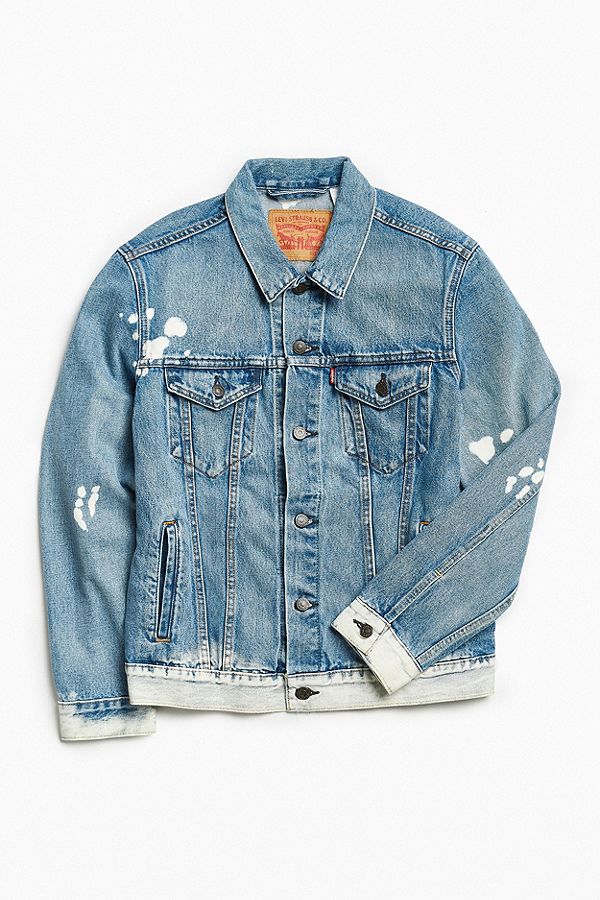 levis trucker jacker - lightly bleached.jpeg