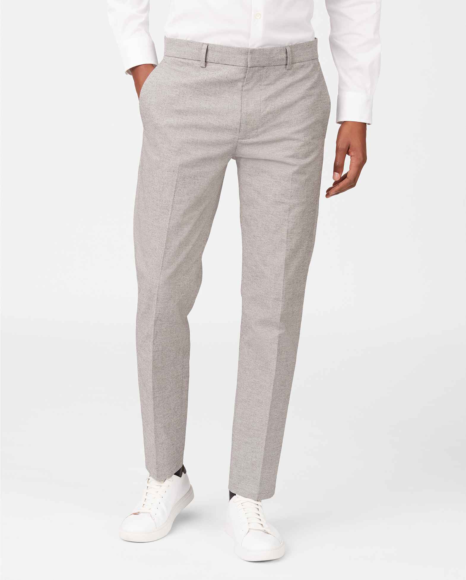 via CLubMonaco.com