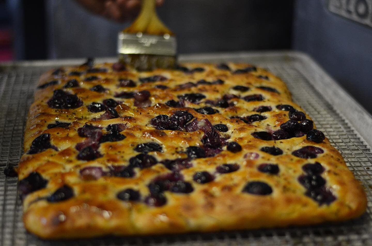 📣📣📣hey greenmarket customers! Our grape anise focaccia is back this weekend! Catch us at union square today and on the upper west side Sunday! ☺️

#sourdough #focaccia #supportlocal #nyc #grapes🍇 #comeandgetit