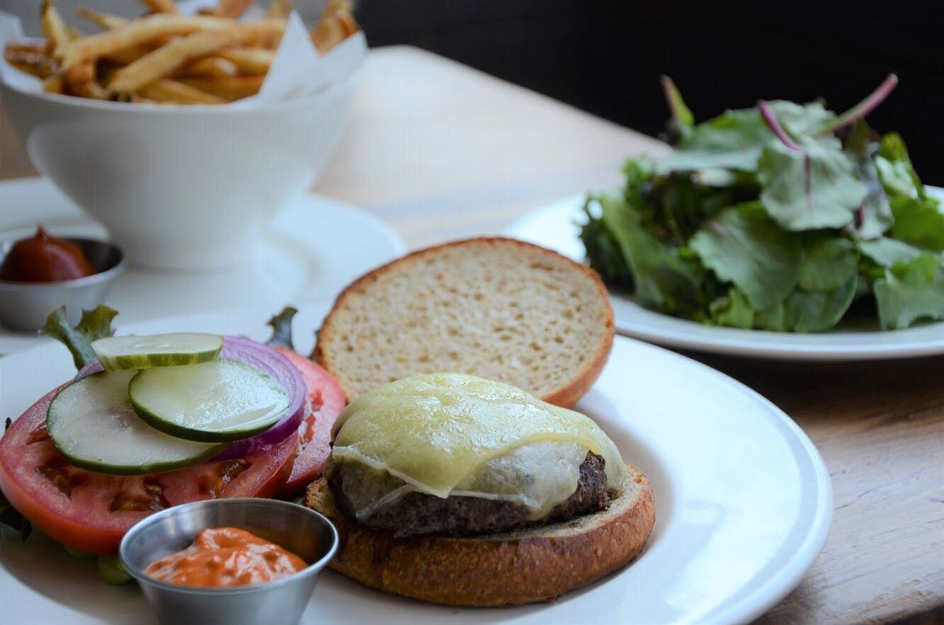 this could be lunch 

all burgers on whole wheat brioche buns and come with choice of fries or market greens 

#nyc #gowanus #burger #lunch #supportlocal #sourdough