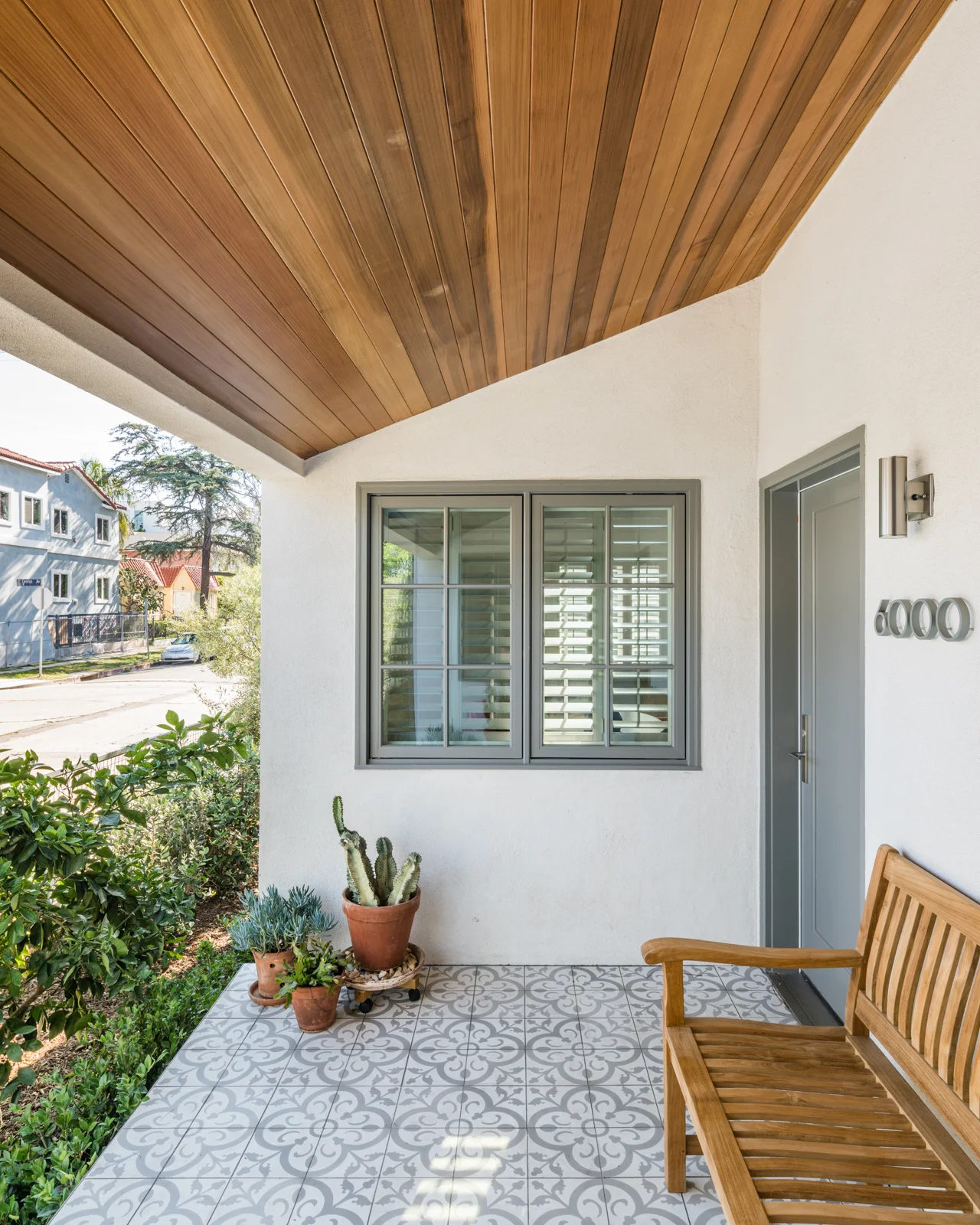 Cara Cara Hollywood - Barton Avenue Porch
