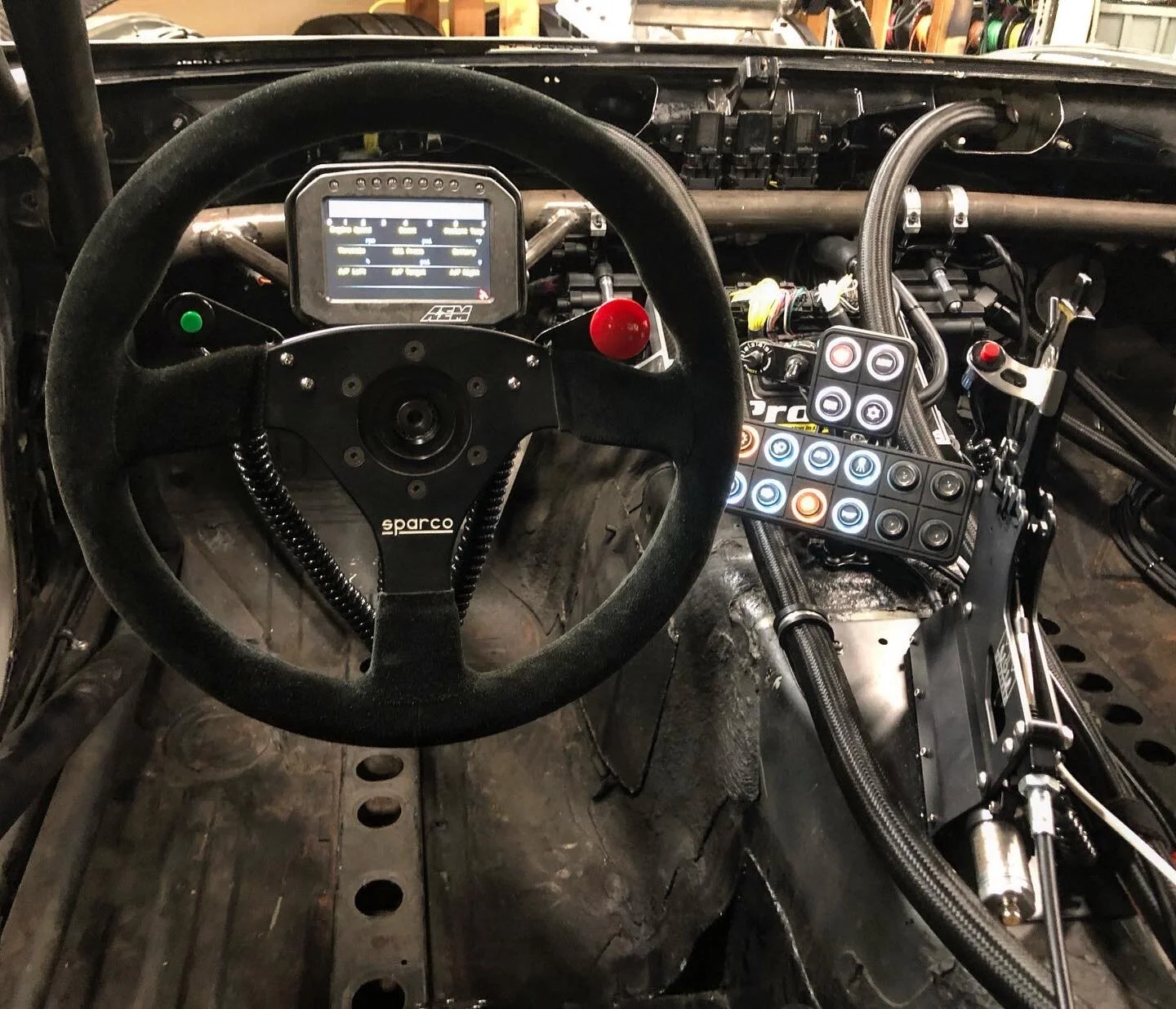 841C4435-06E3-4BF4-9004-487DDF36883E