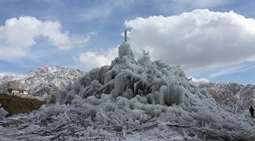 ice stupa2.jpg