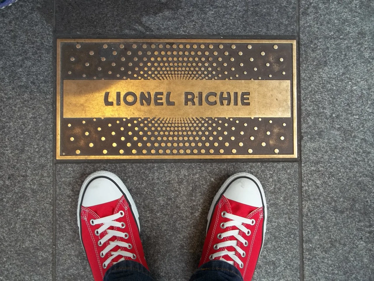 Lionel Richie Plaque.jpg