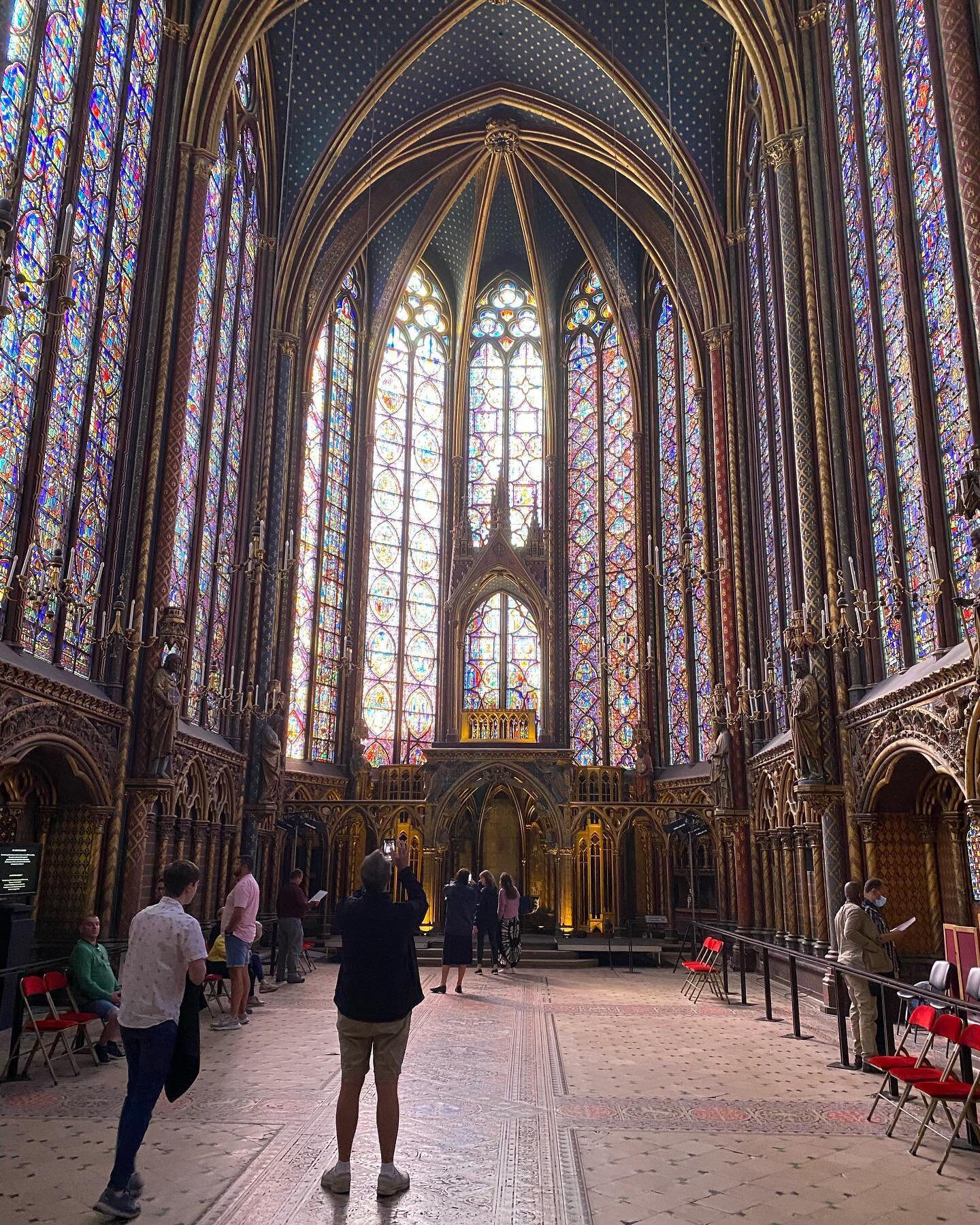 Paris &ldquo;Pretreat&rdquo;: We saw incredible 13th century stain glass, ogled Kusumoto's home: Notre Dame, perused through pages at the world's greatest local book store, ate out-of-this-world pastries, saw Victor Hugo's house, sampled the best fal