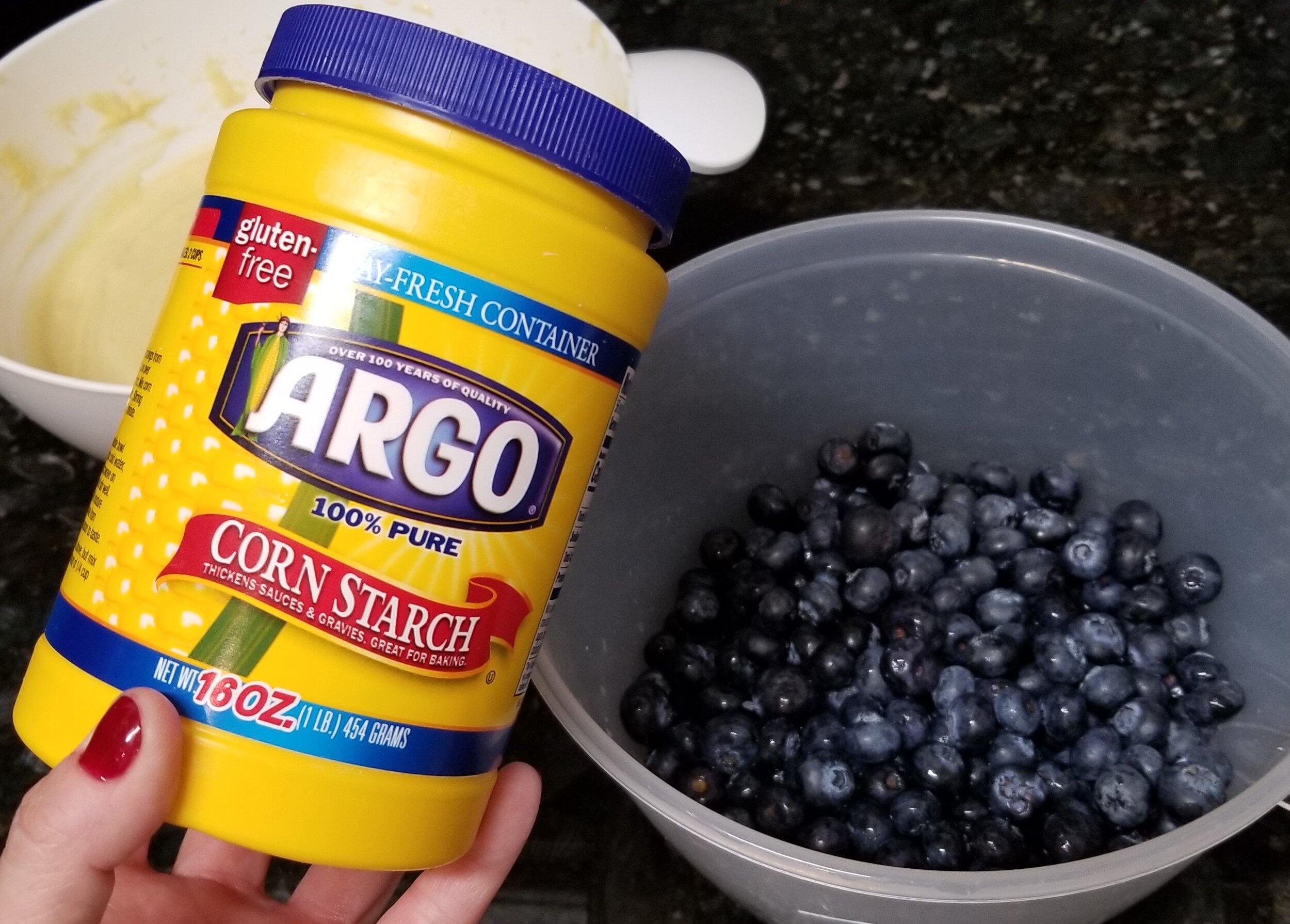 Adding corn starch to fresh blueberries