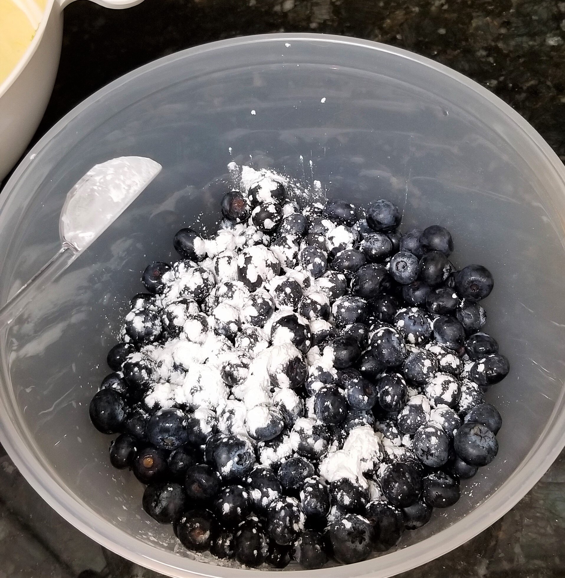 Adding cornstarch to fresh blueberries