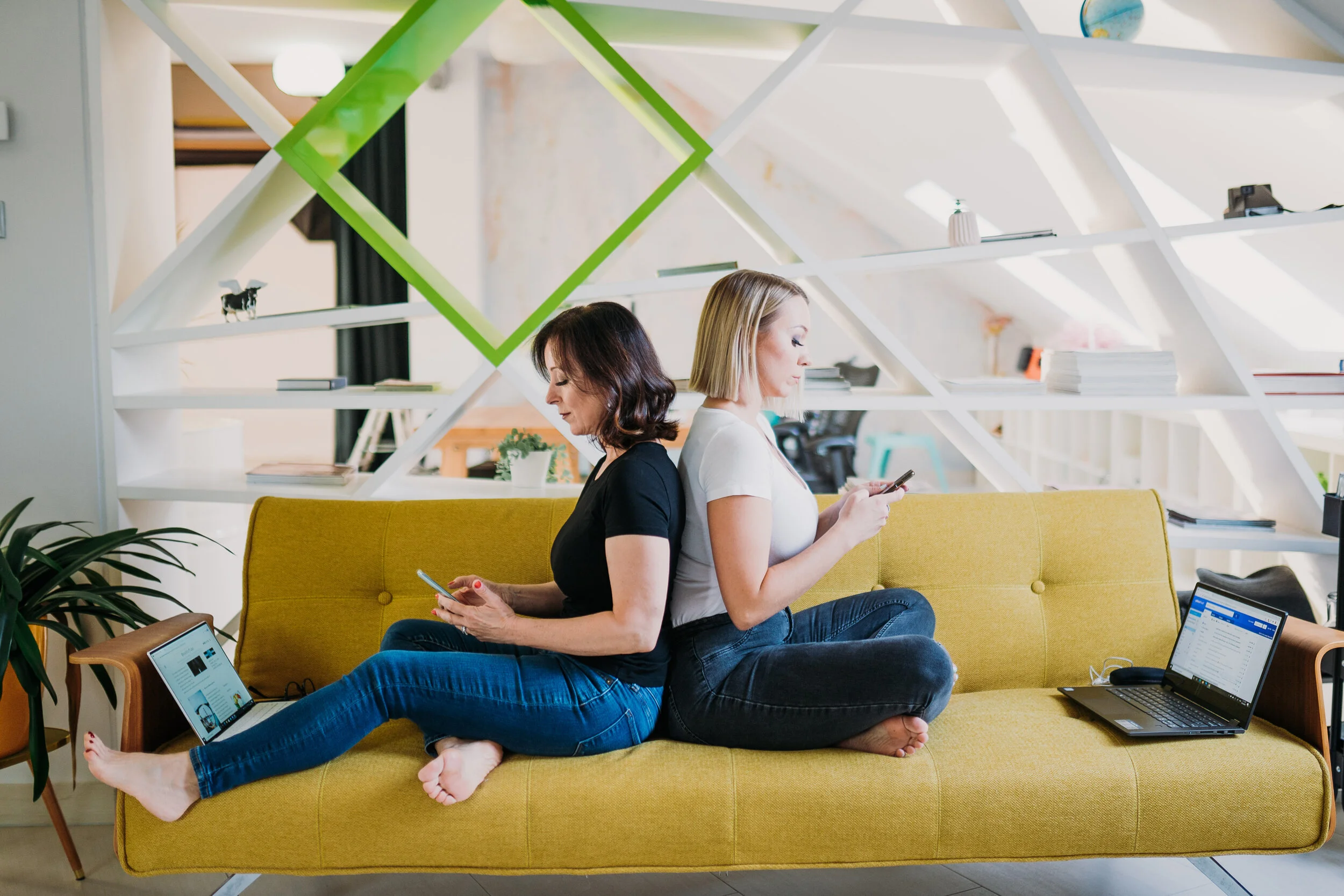 THE 5 AREAS TO SET BOUNDARIES IN WHILE DATING