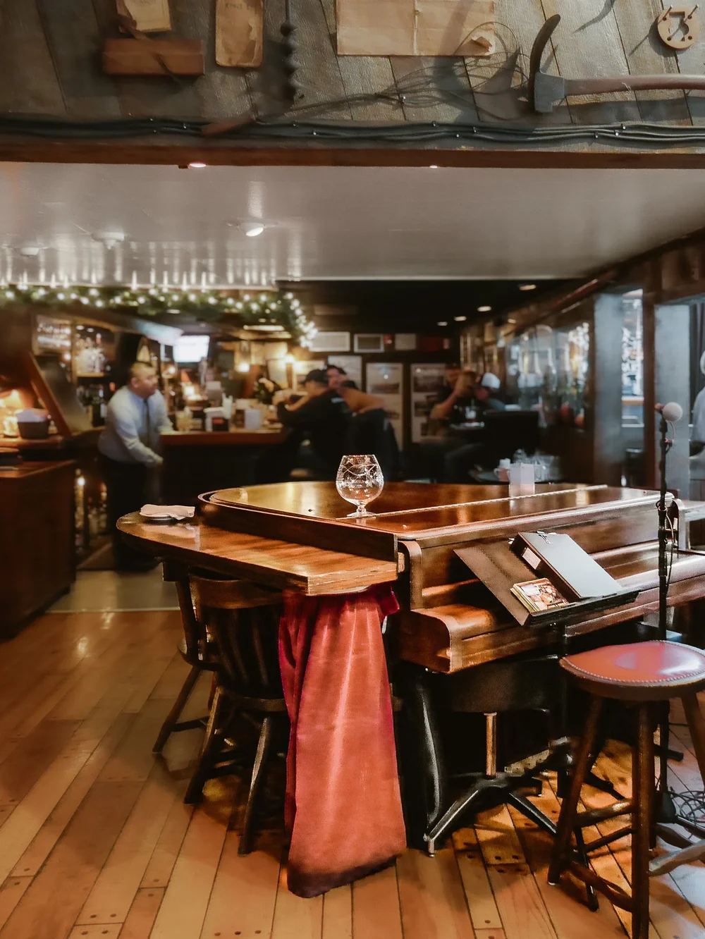 Fife ‘N Drum Restaurant  |  Kent, CT