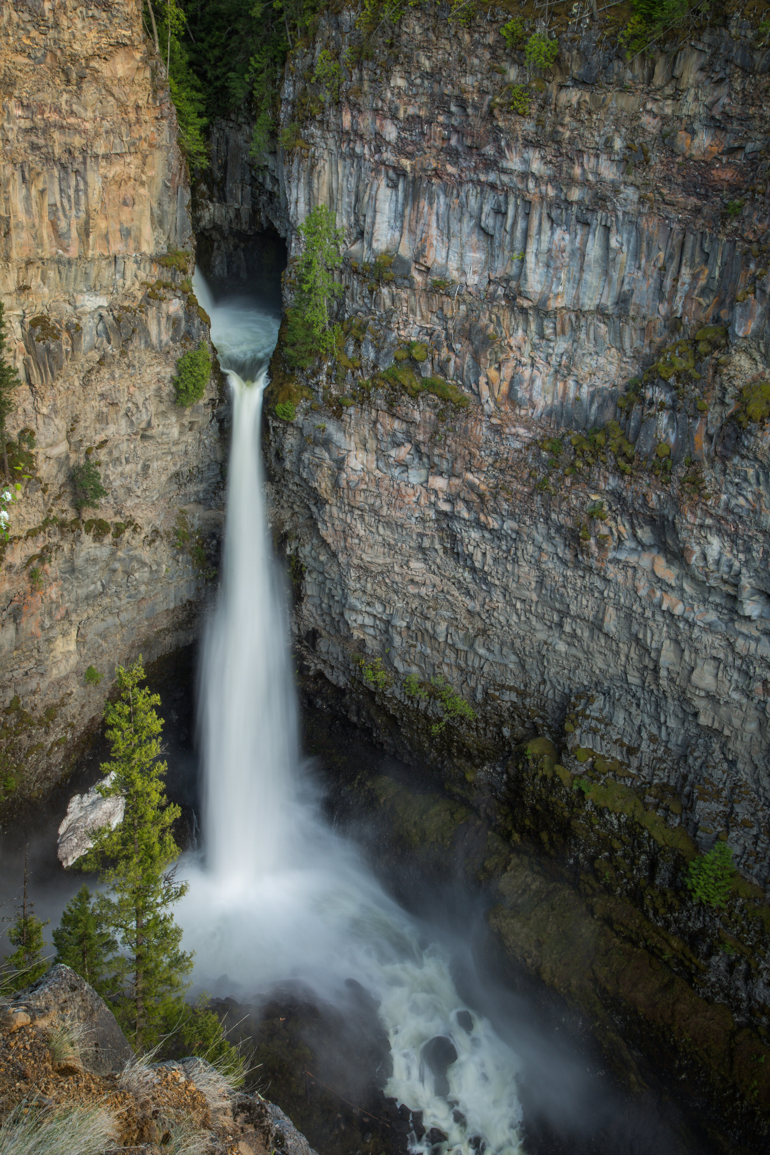 Spahat Falls.JPG