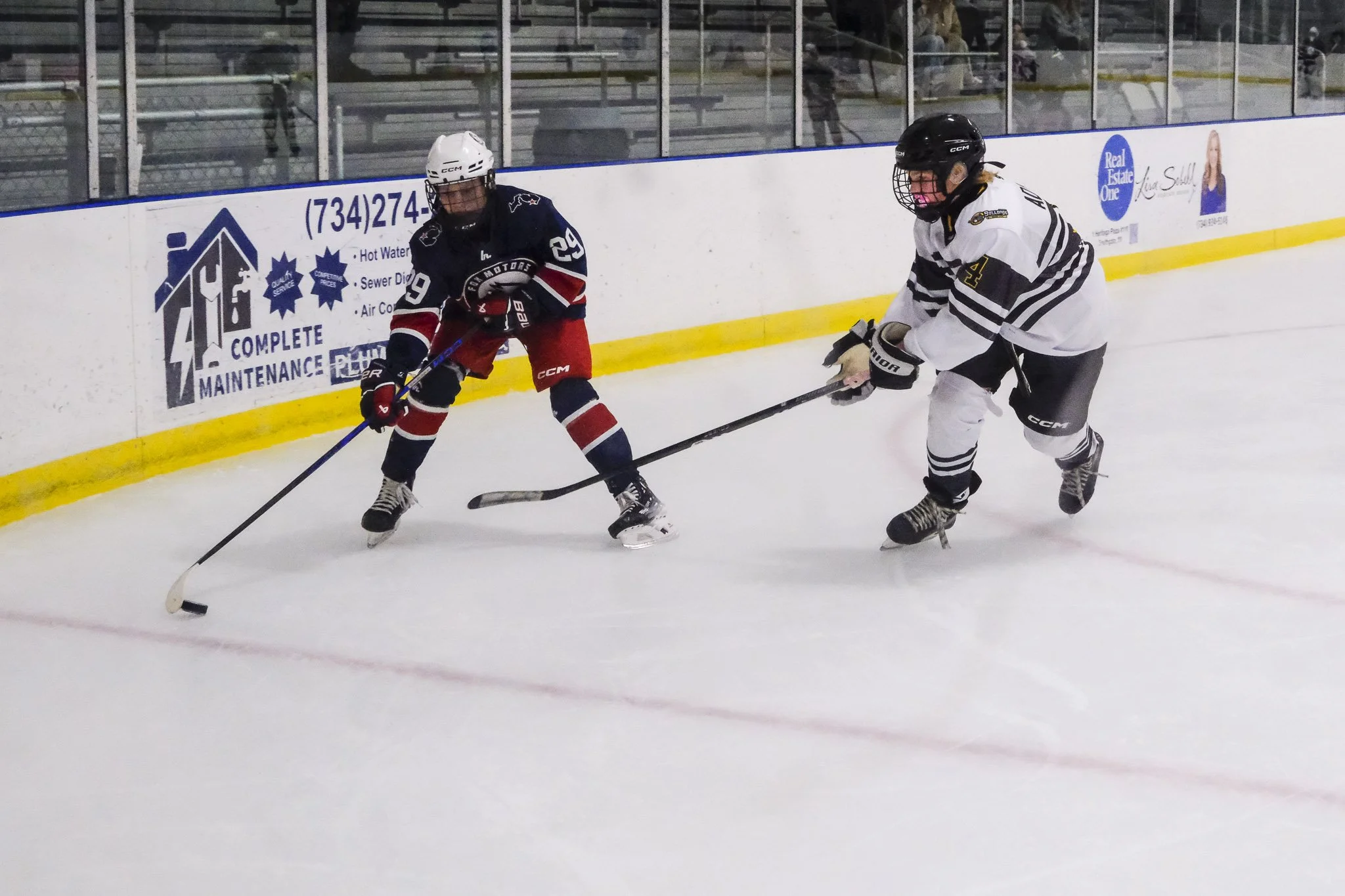 Bulldogs 2027-0432.jpg