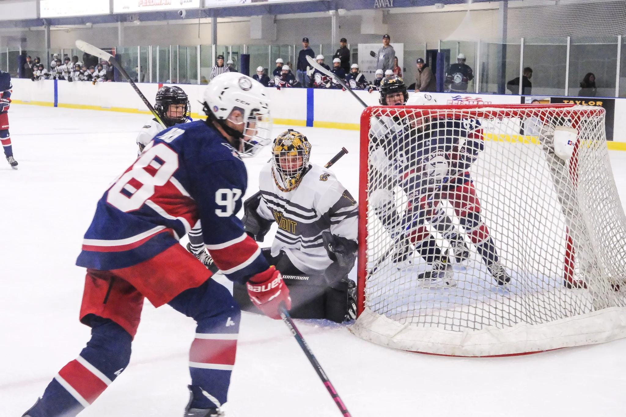 Bulldogs 2027-0424.jpg