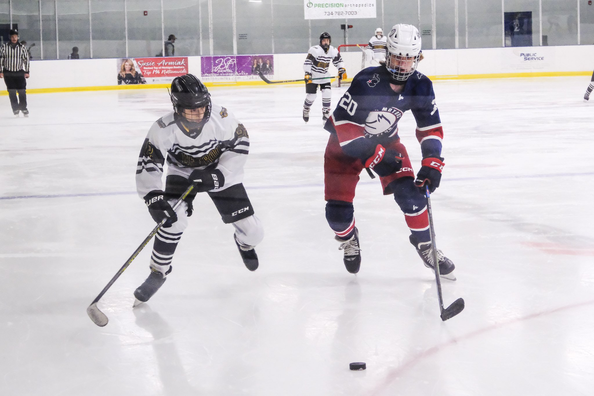 Bulldogs 2027-0210.jpg