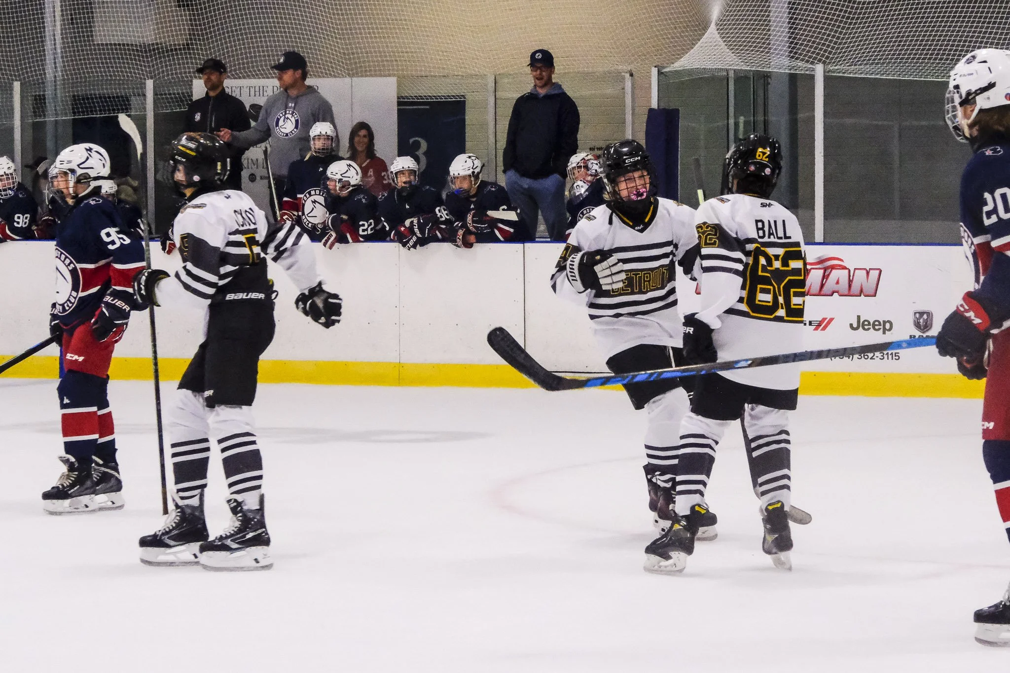 Bulldogs 2027-0752.jpg