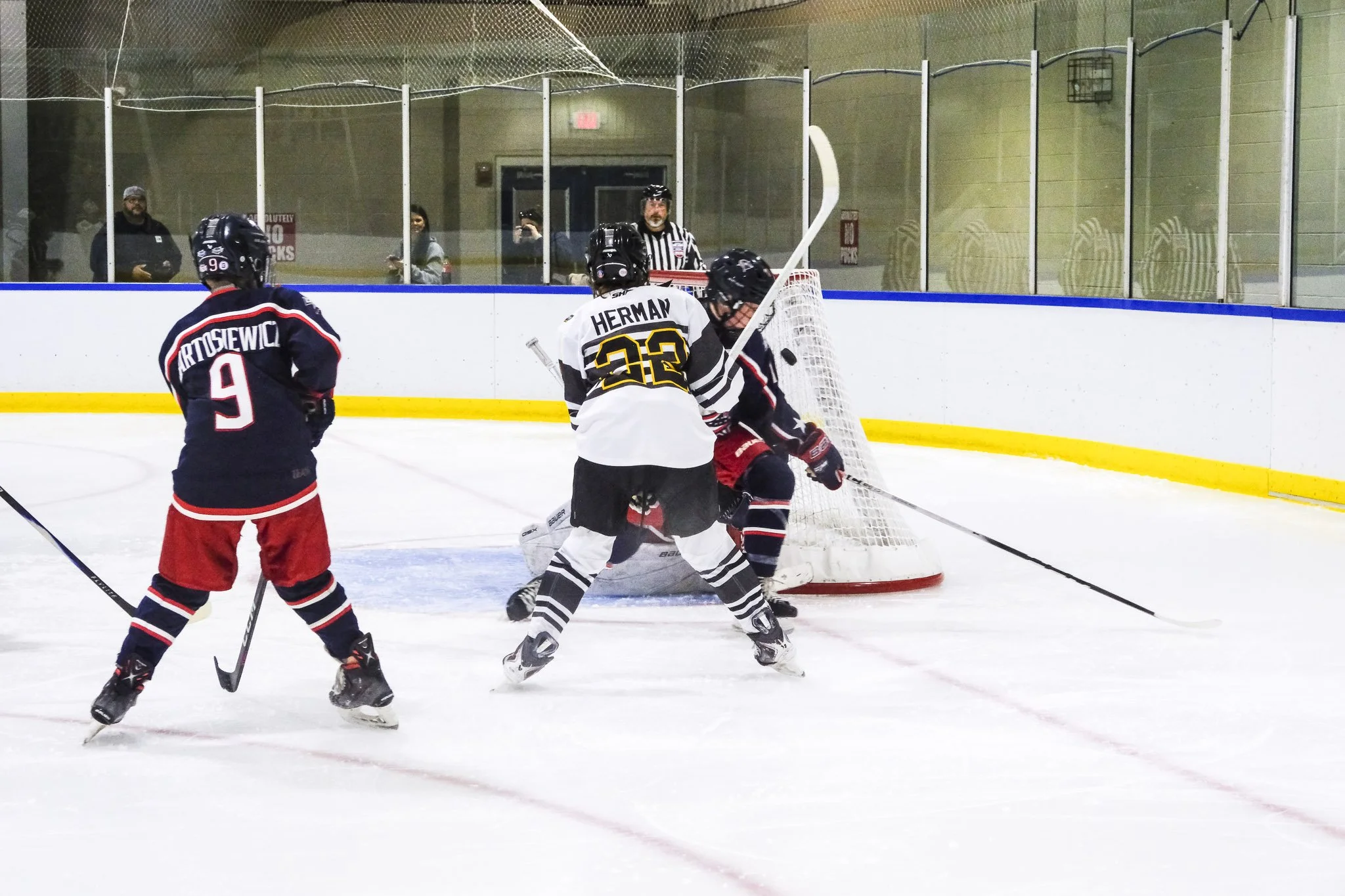 Bulldogs 2027-1194.jpg