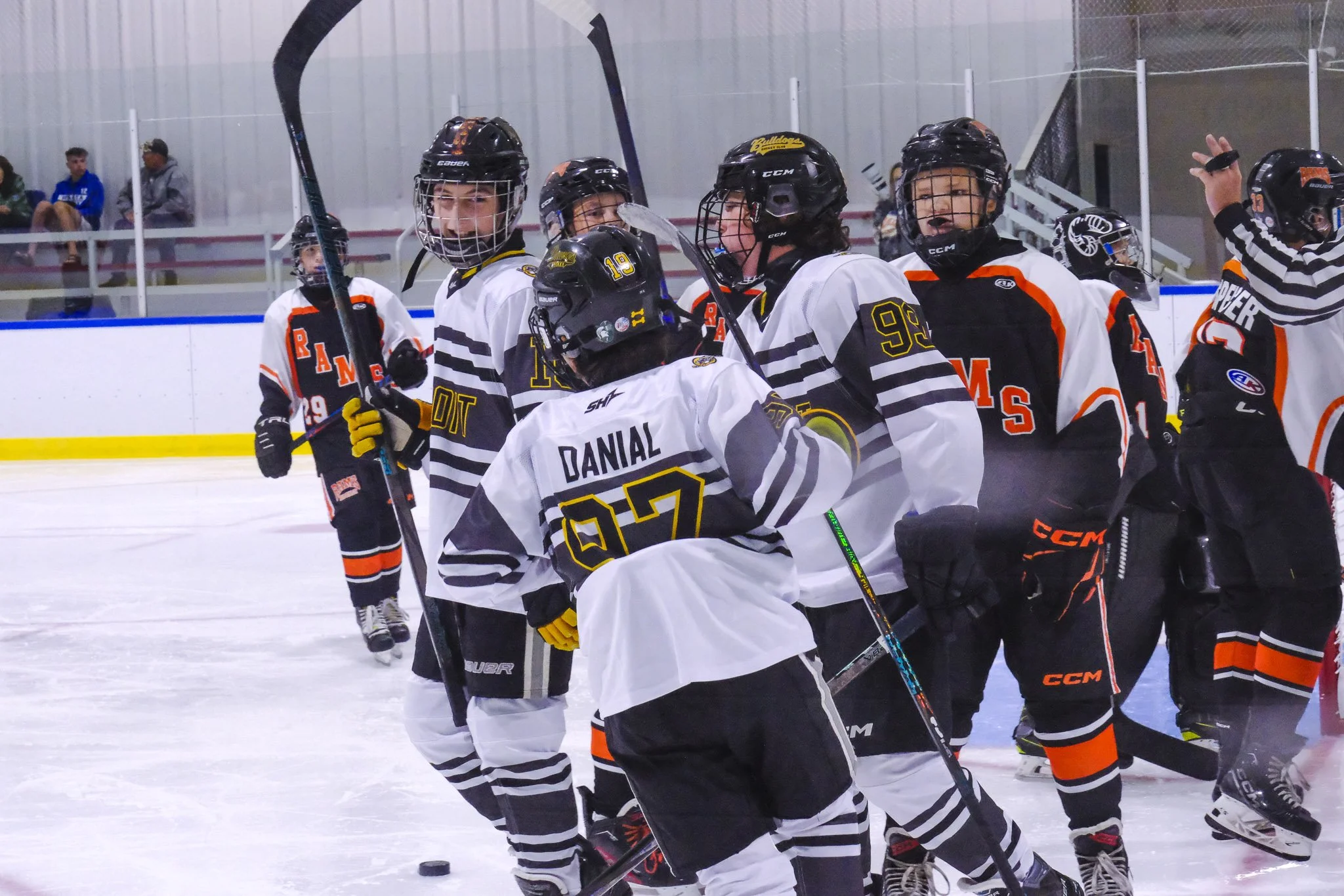 Bulldogs 2027-9042.jpg