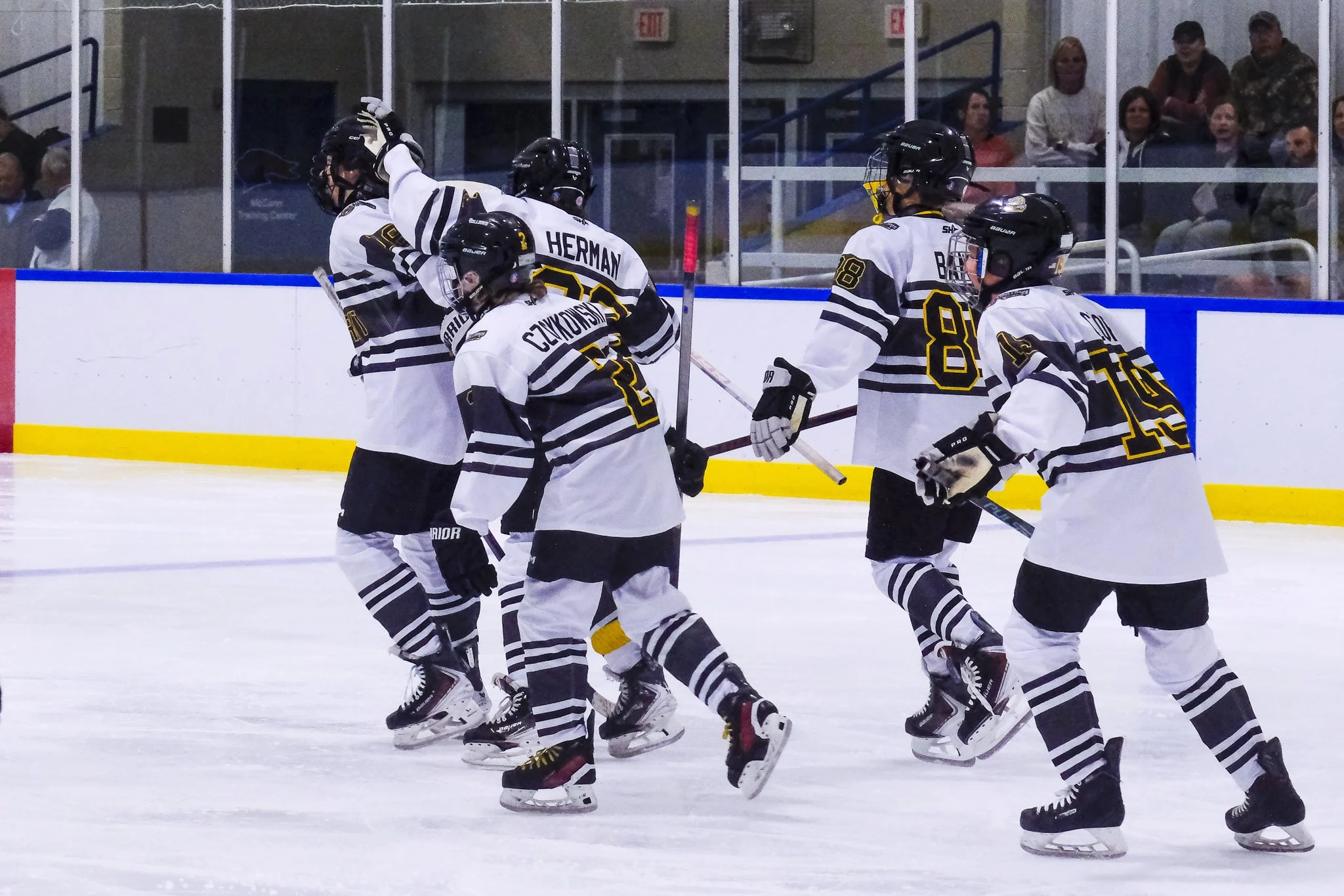Bulldogs 2027-9170.jpg