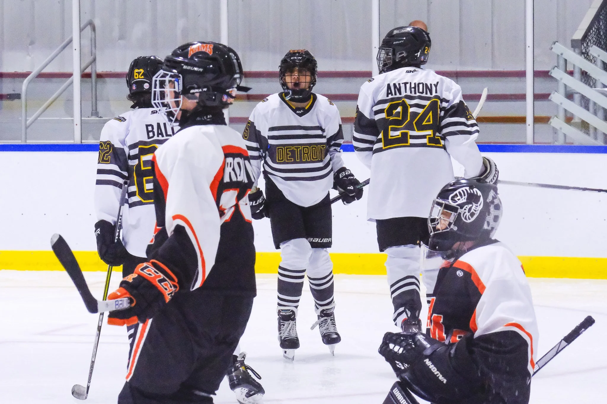 Bulldogs 2027-9104.jpg