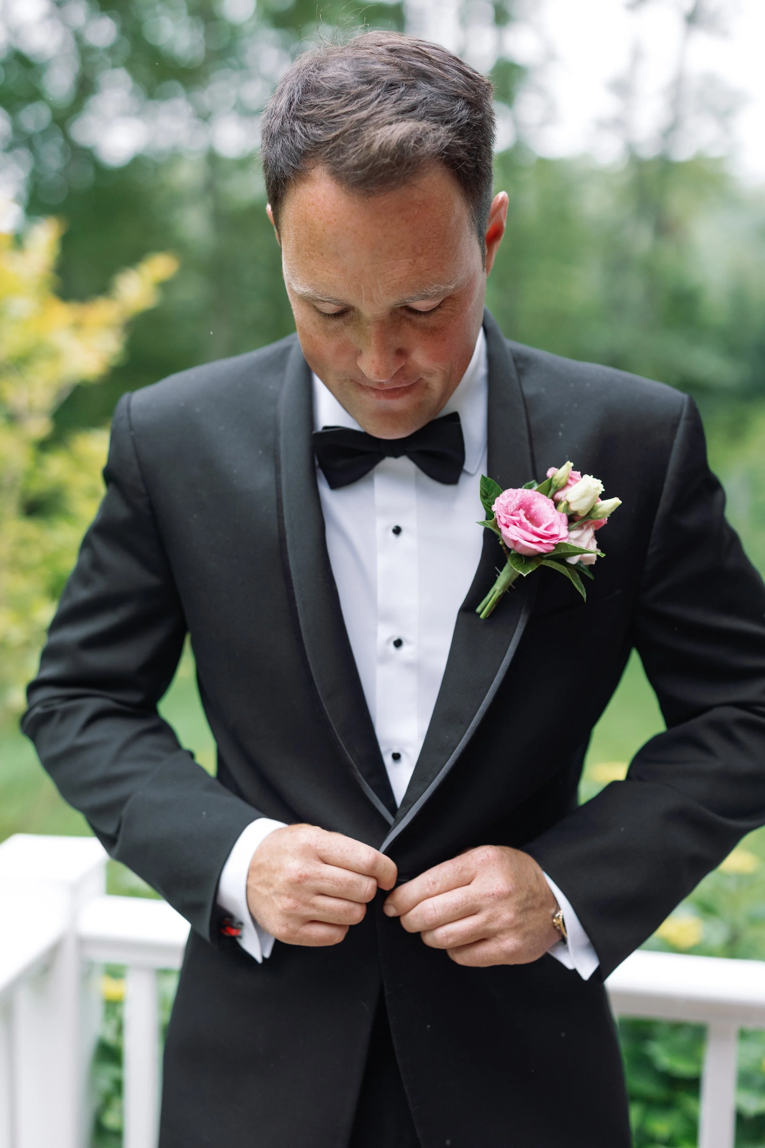 tyler+hank-groom prep-65.jpg