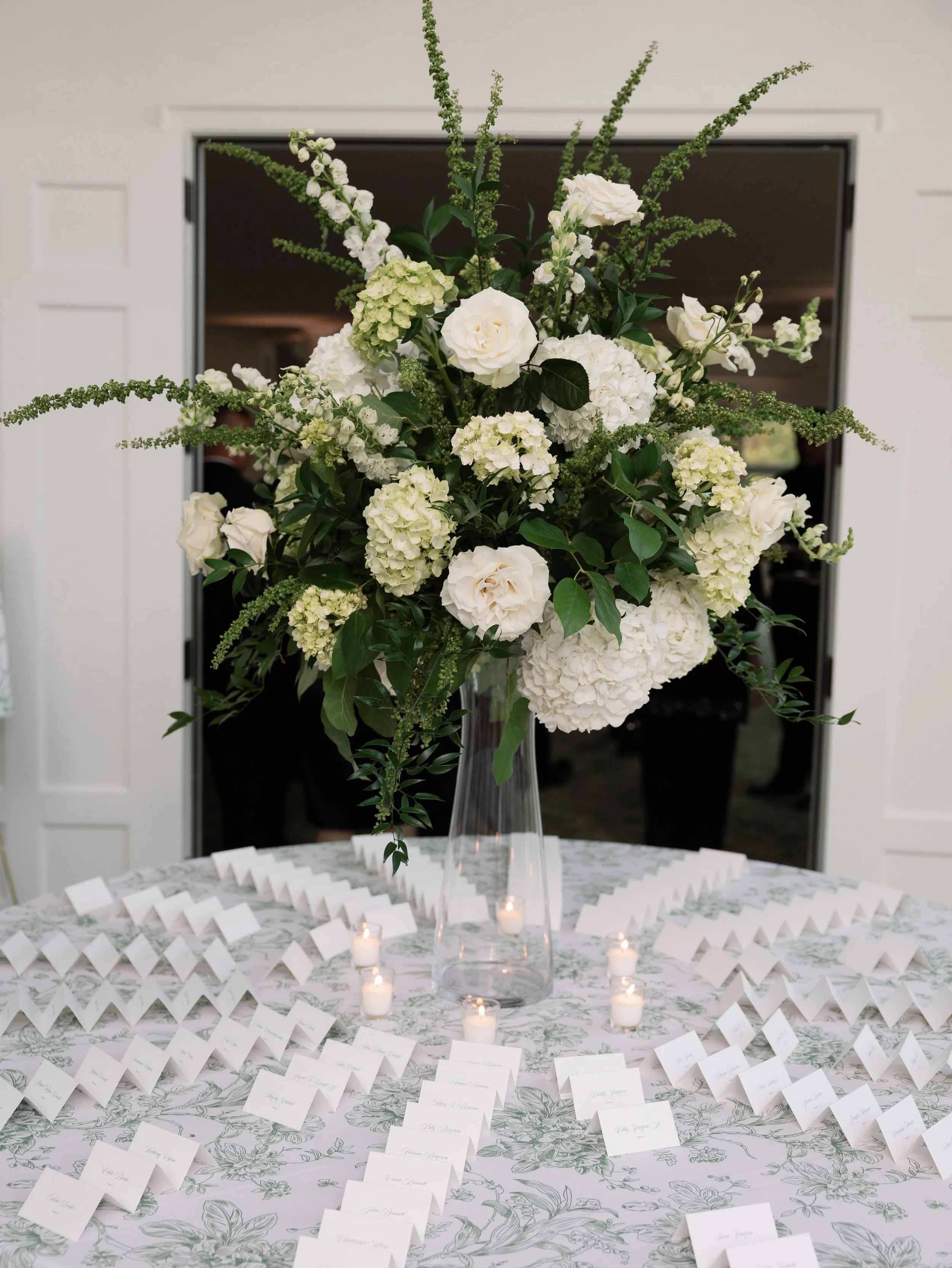 sabrina+andrew-cocktail hour-3.jpg