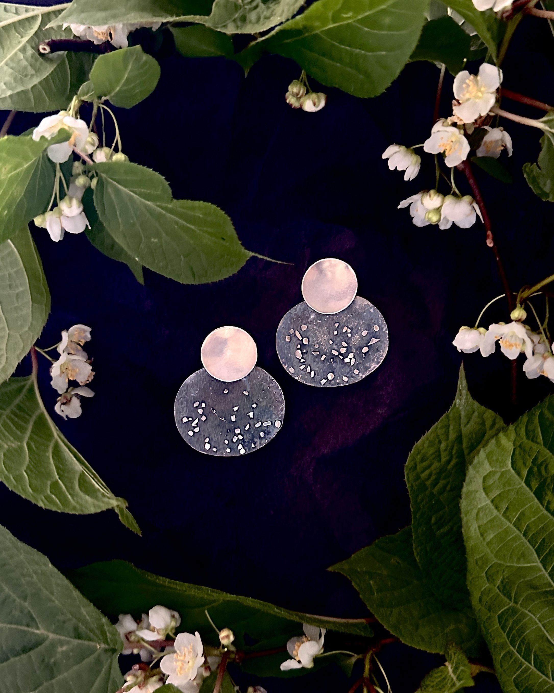 Used with permission. Kari Phillips Jewelry Pomarius Mother’s Afternoon Promotion