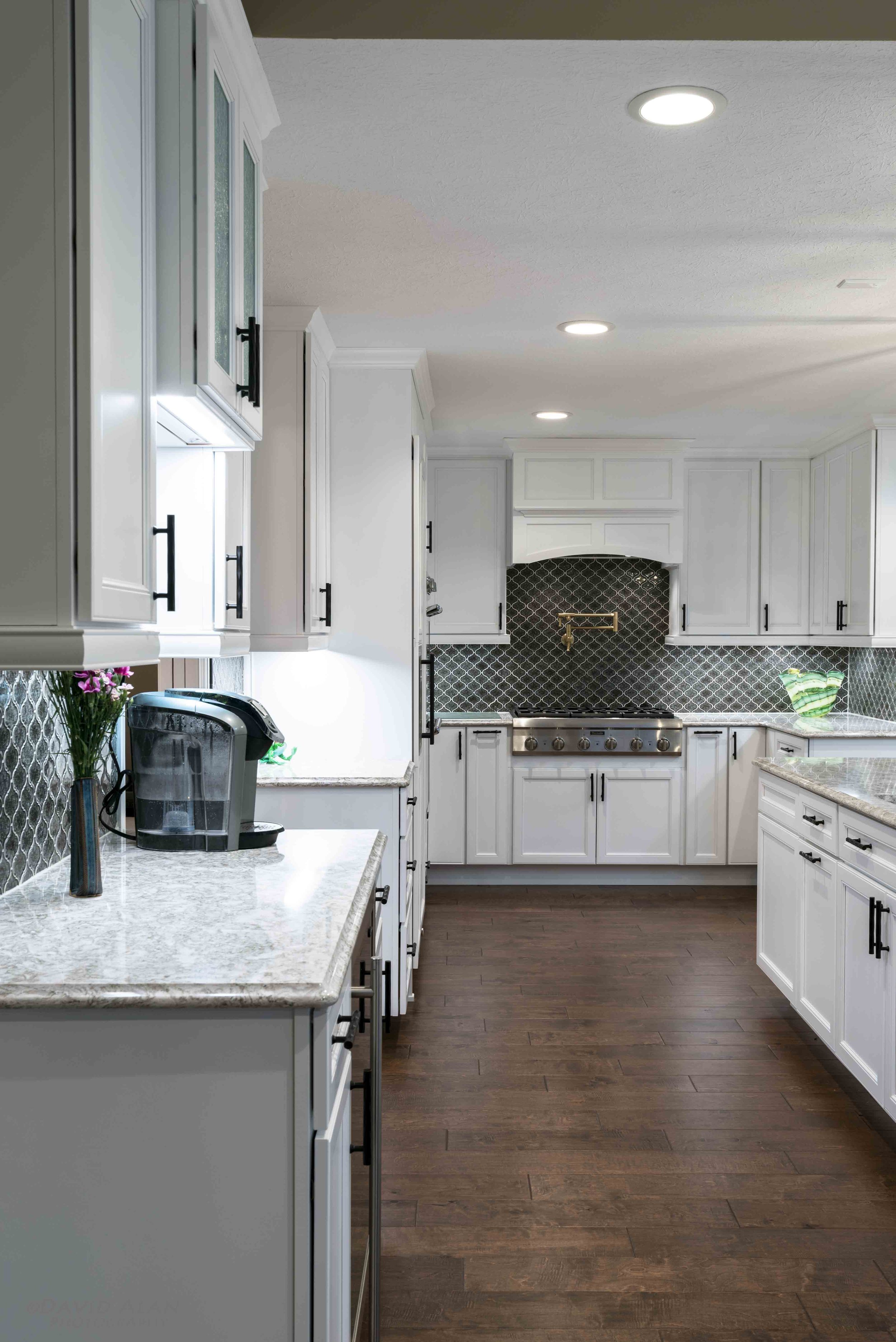 Custom White Kitchen with Premium Finishes – Perrino Builders