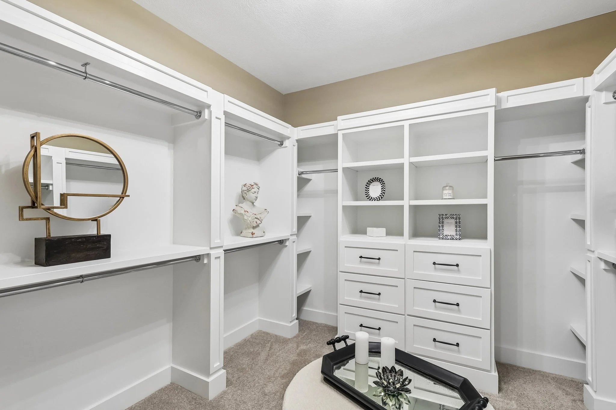 8. Master Closet.jpg