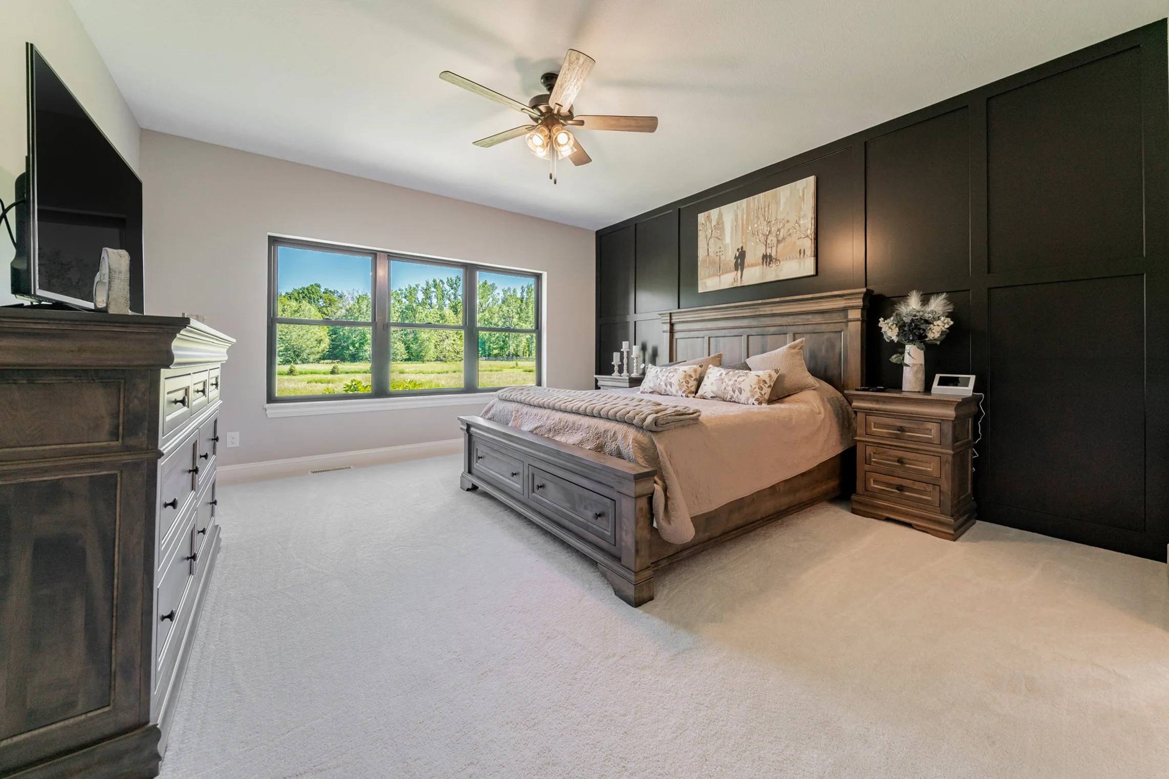 8 Master Bedroom.jpg