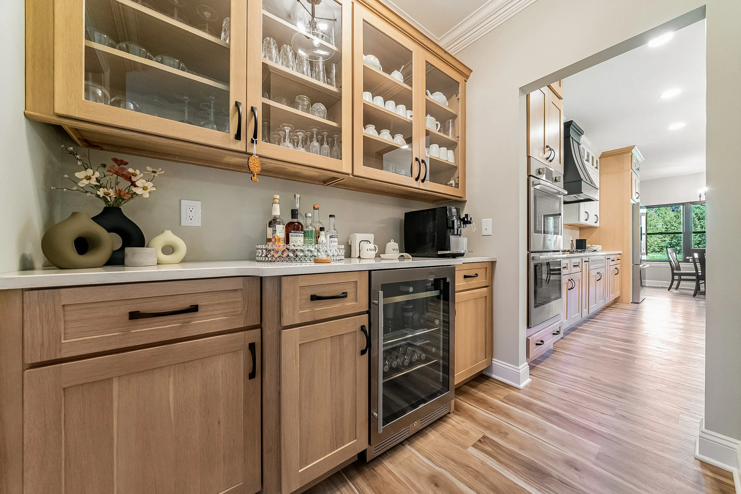 6 Butler Pantry.jpg