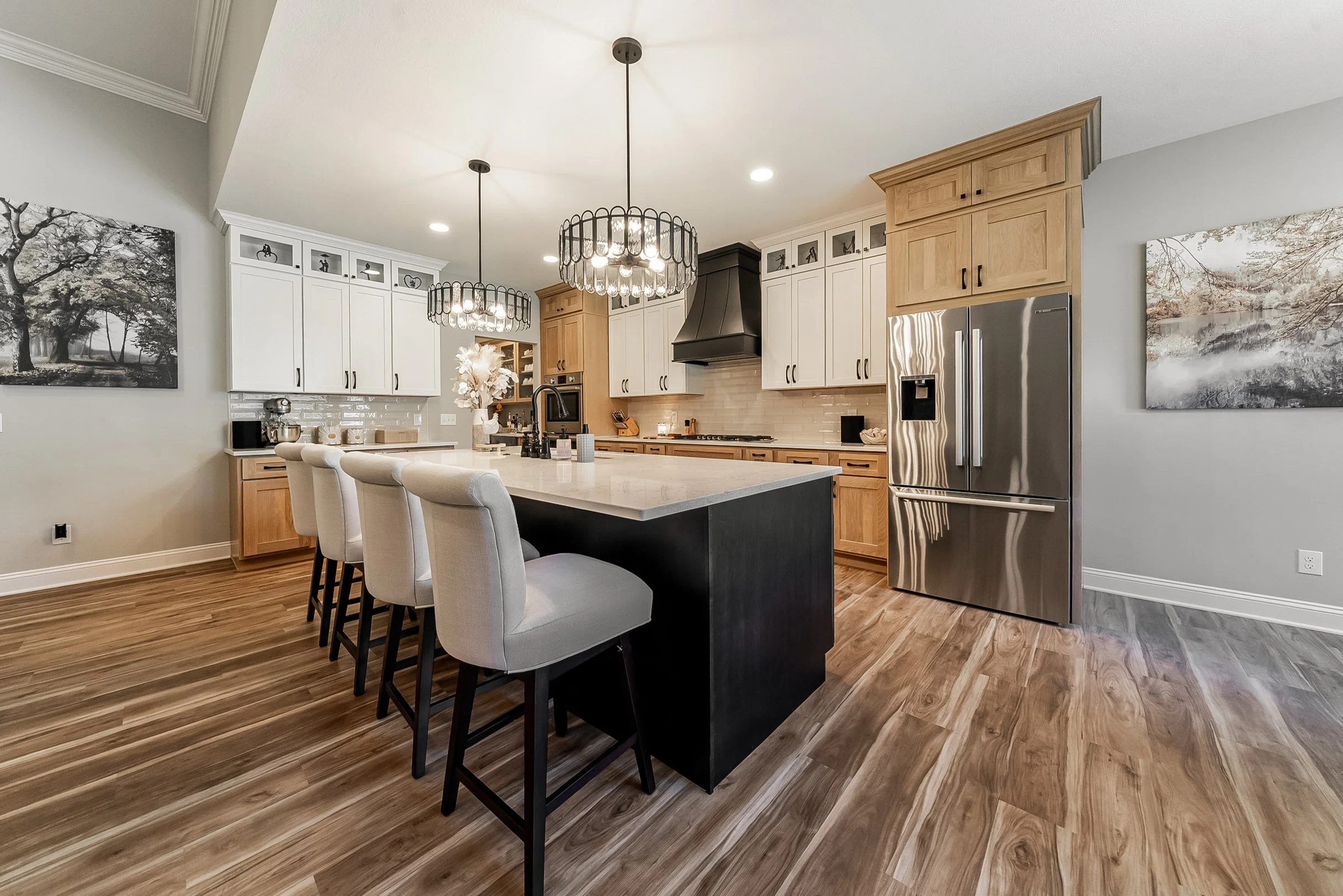 7 Kitchen.jpg