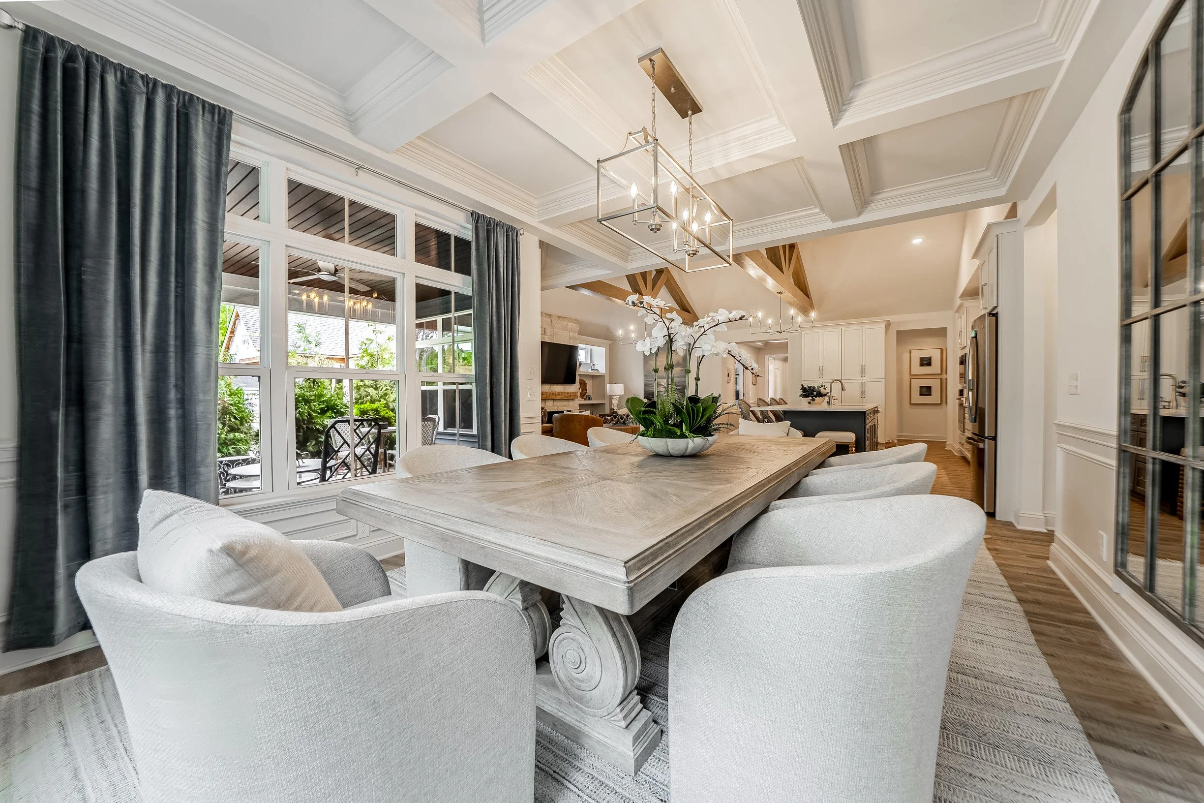 6. Dining Room.jpg