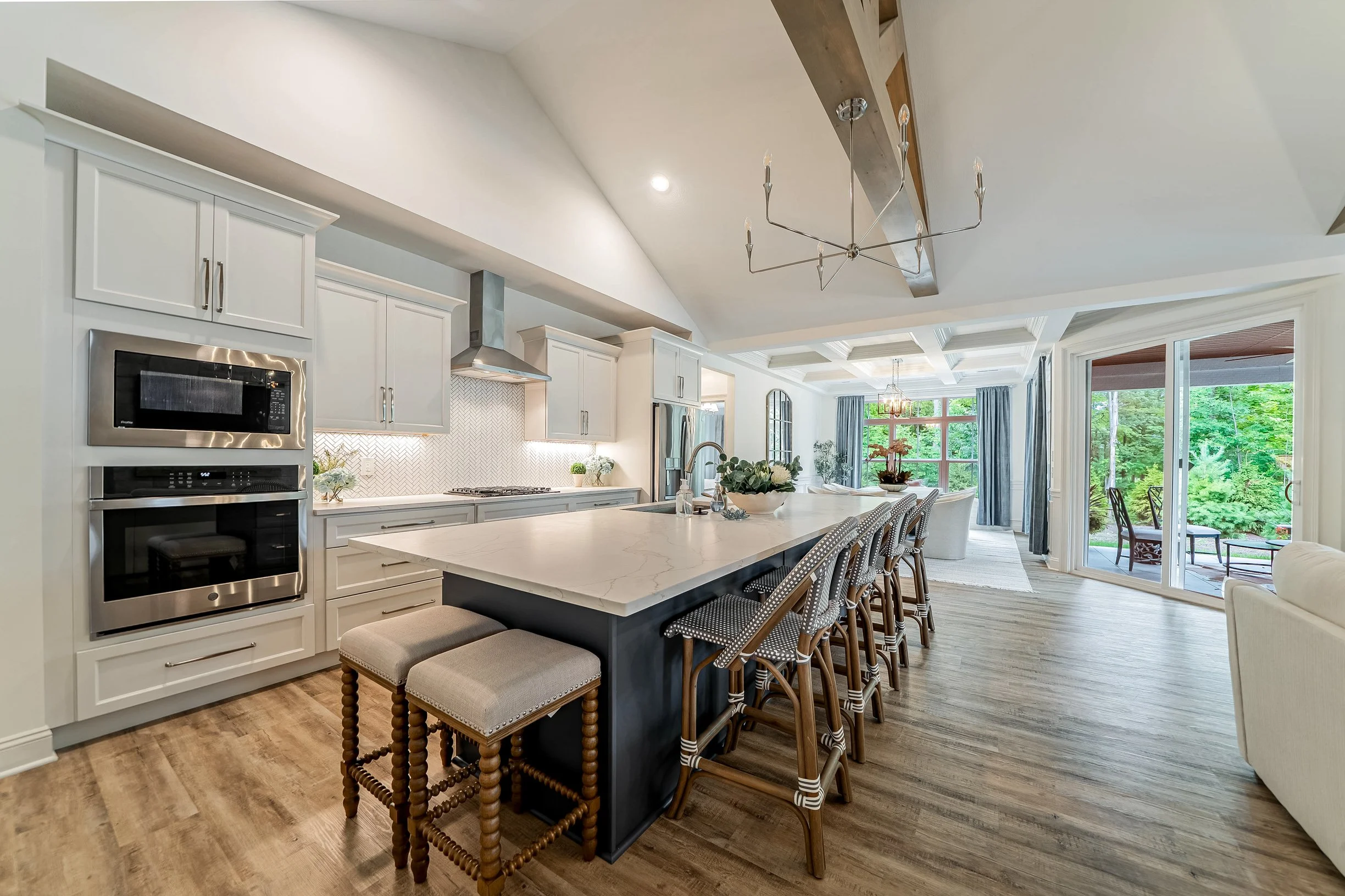 5.1 Kitchen.jpg