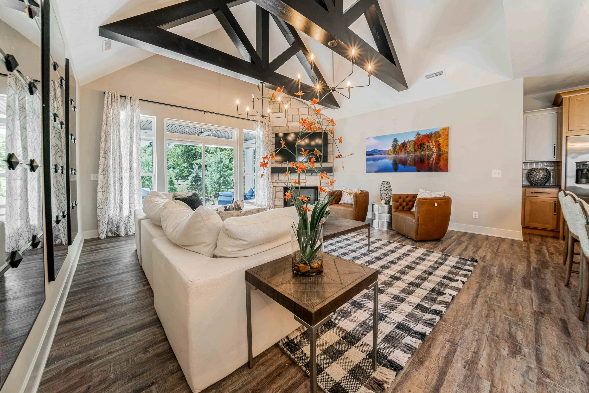 5.1 Family Room 34270 Giovanni Ave - 17.jpg