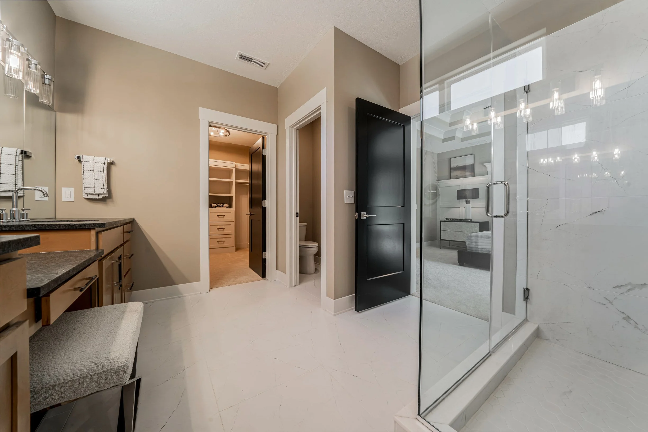 8. Master Bath 34270 Giovanni Ave - 43.jpg