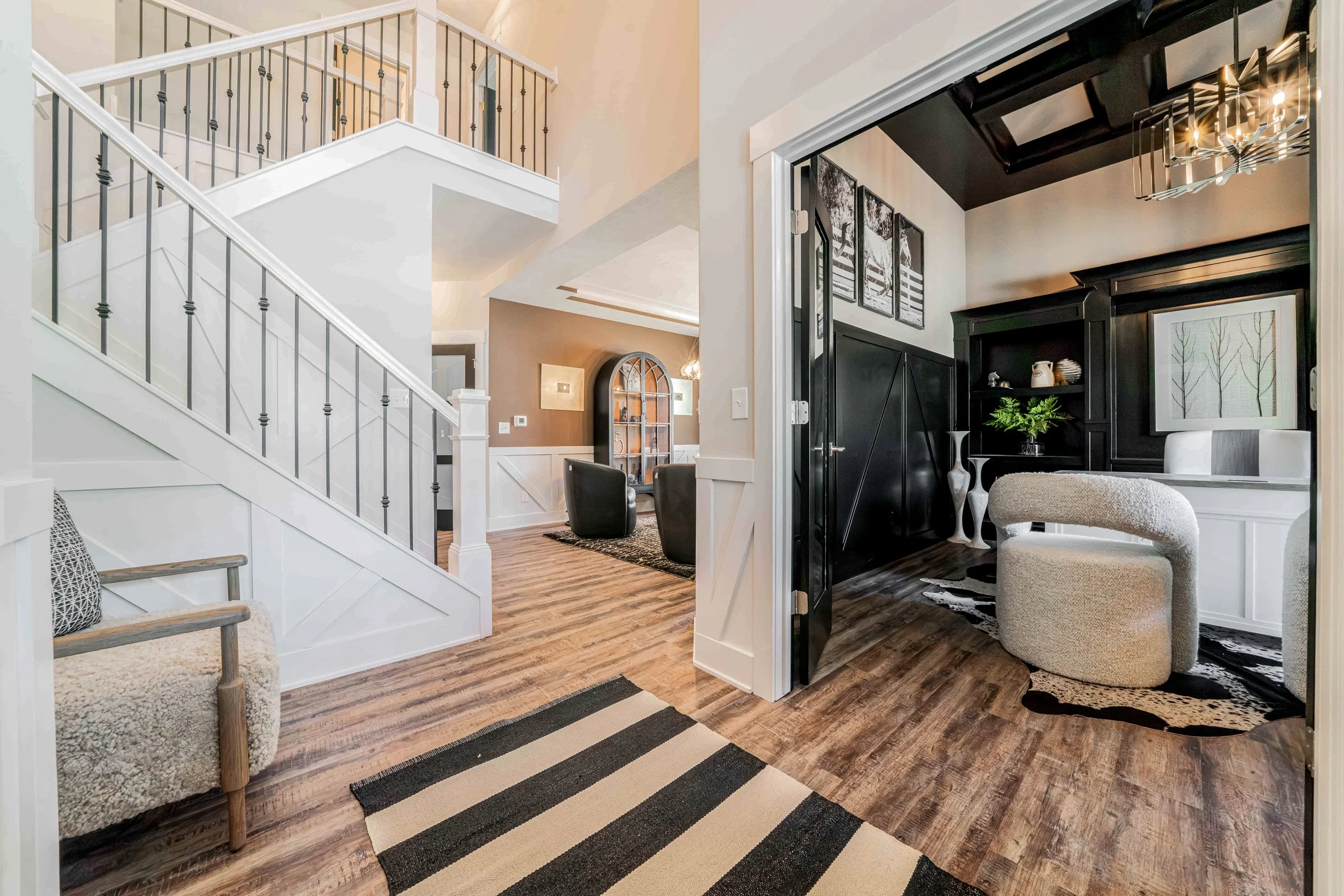 2. Foyer 34270 Giovanni Ave - 11.jpg
