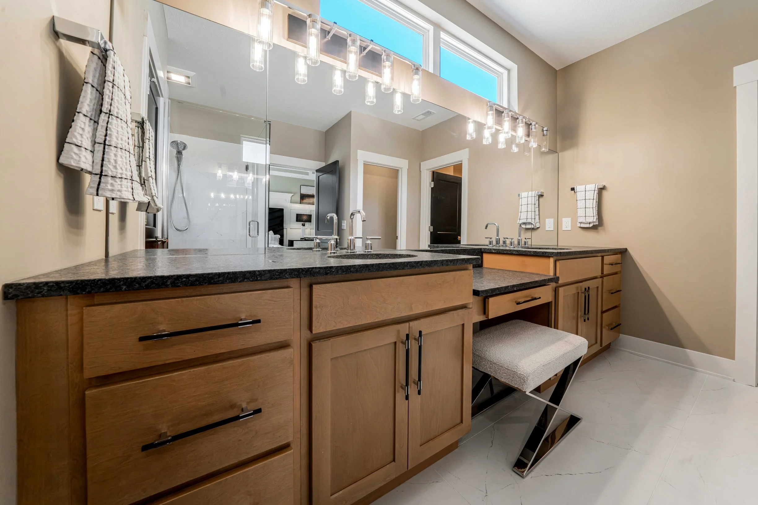 8.1 Master Bath 34270 Giovanni Ave - 44.jpg