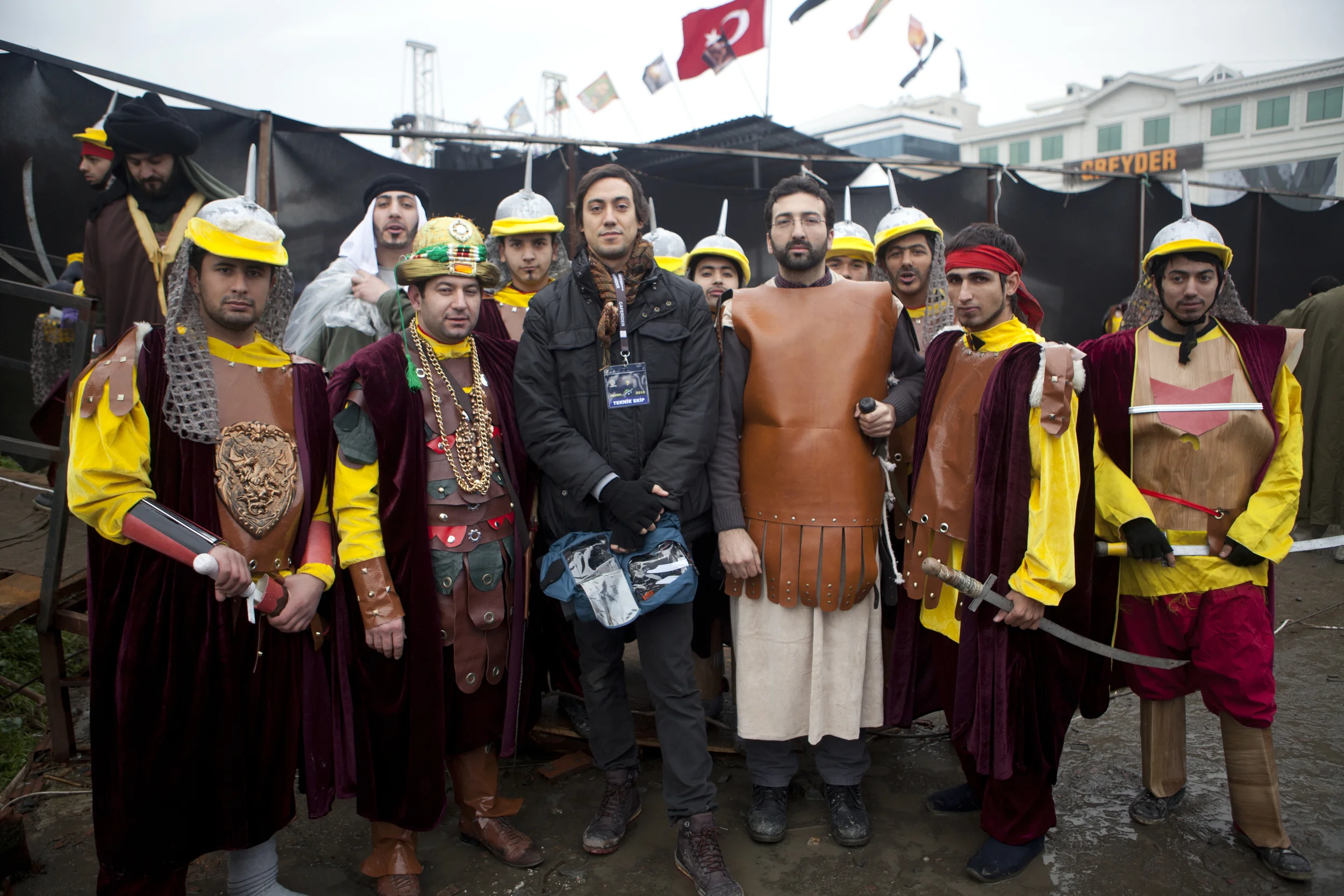 Remix Magazine – Profile: Turkish video artist Koken Ergun
