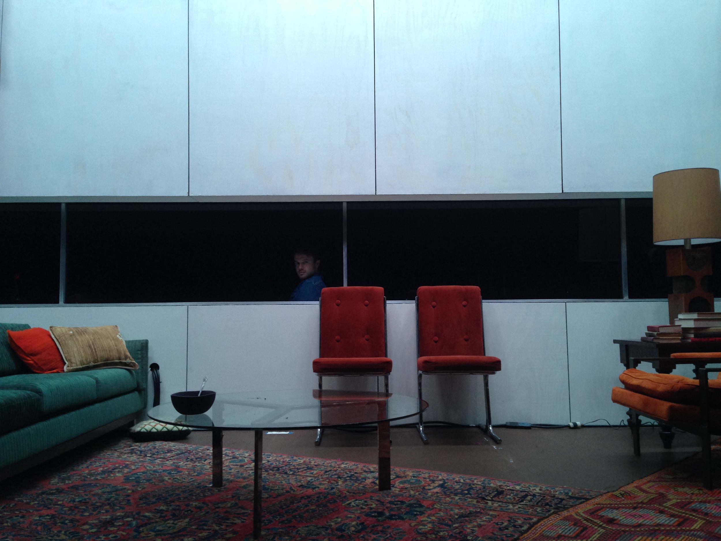 the real thing, set design