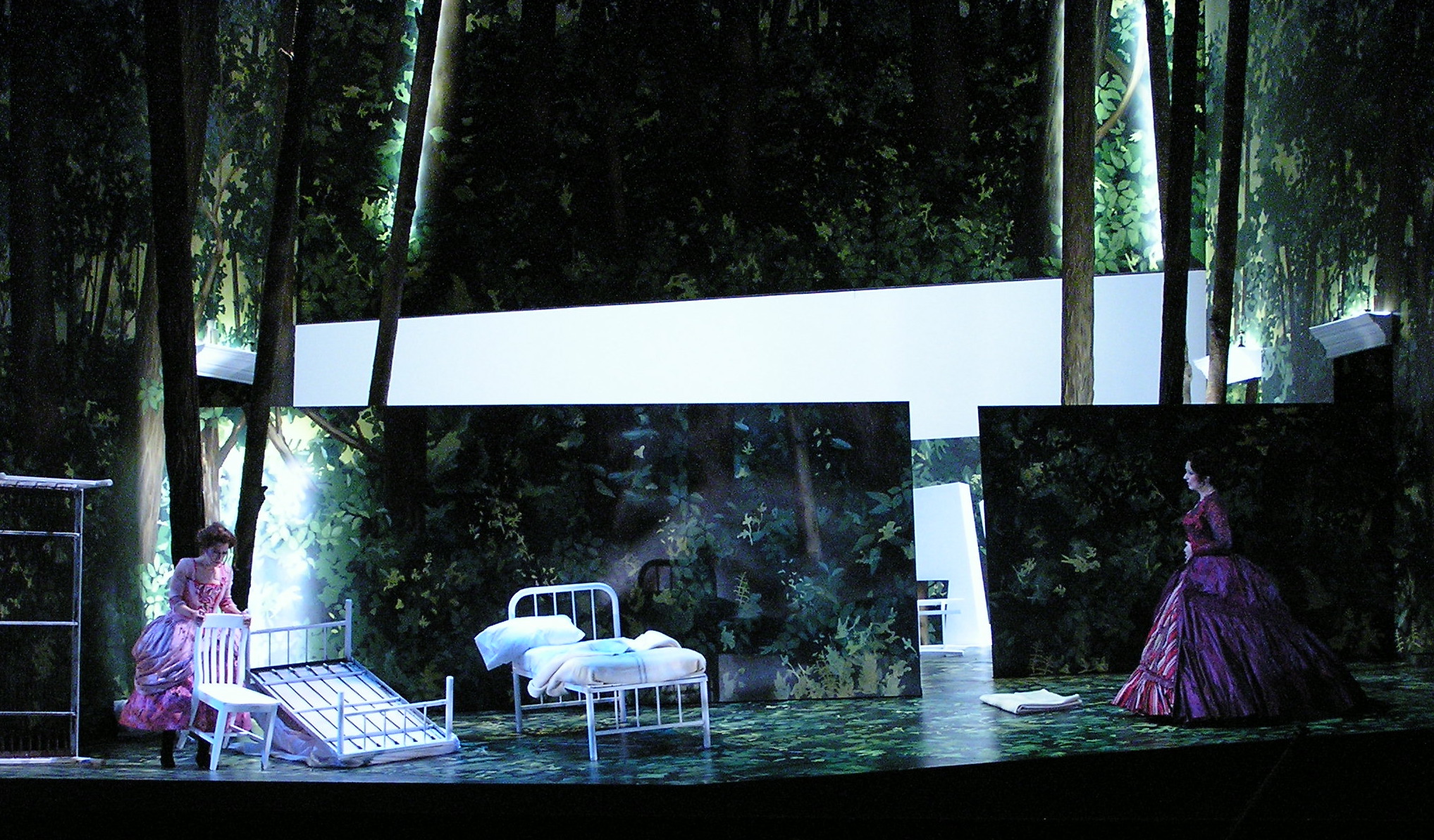 orlando, set and costume design