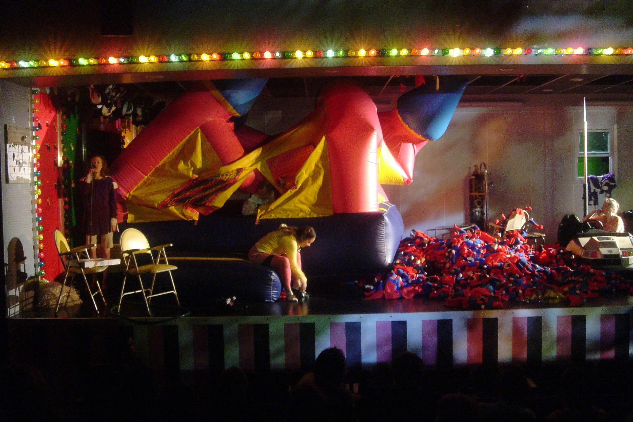 paradise park, set design