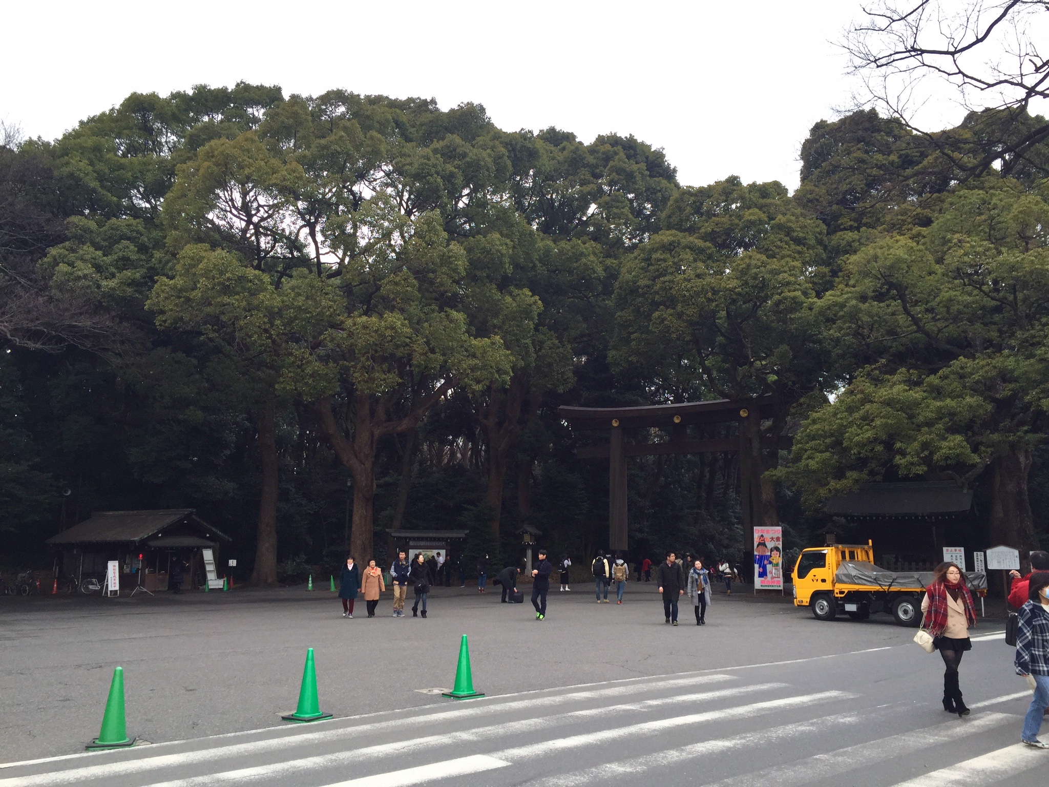 The gate to Meiji Shrine